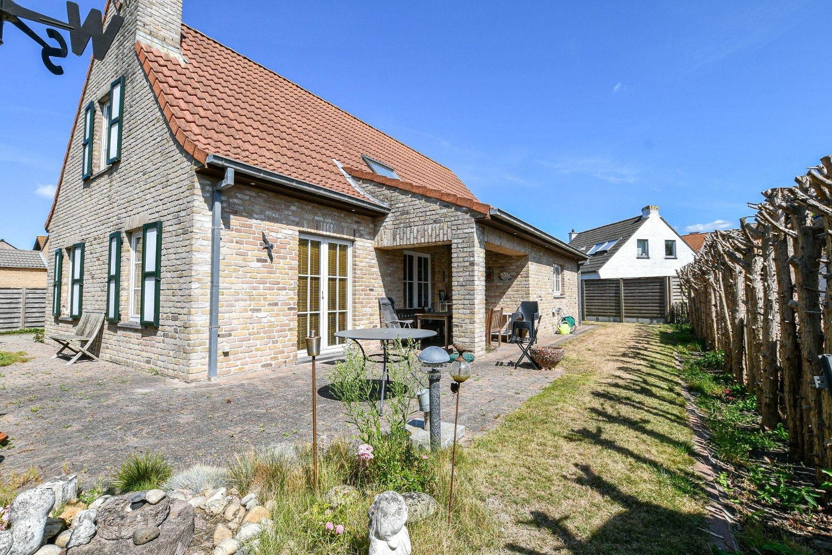 Instapklare villa op een toplocatie in De Haan foto 3