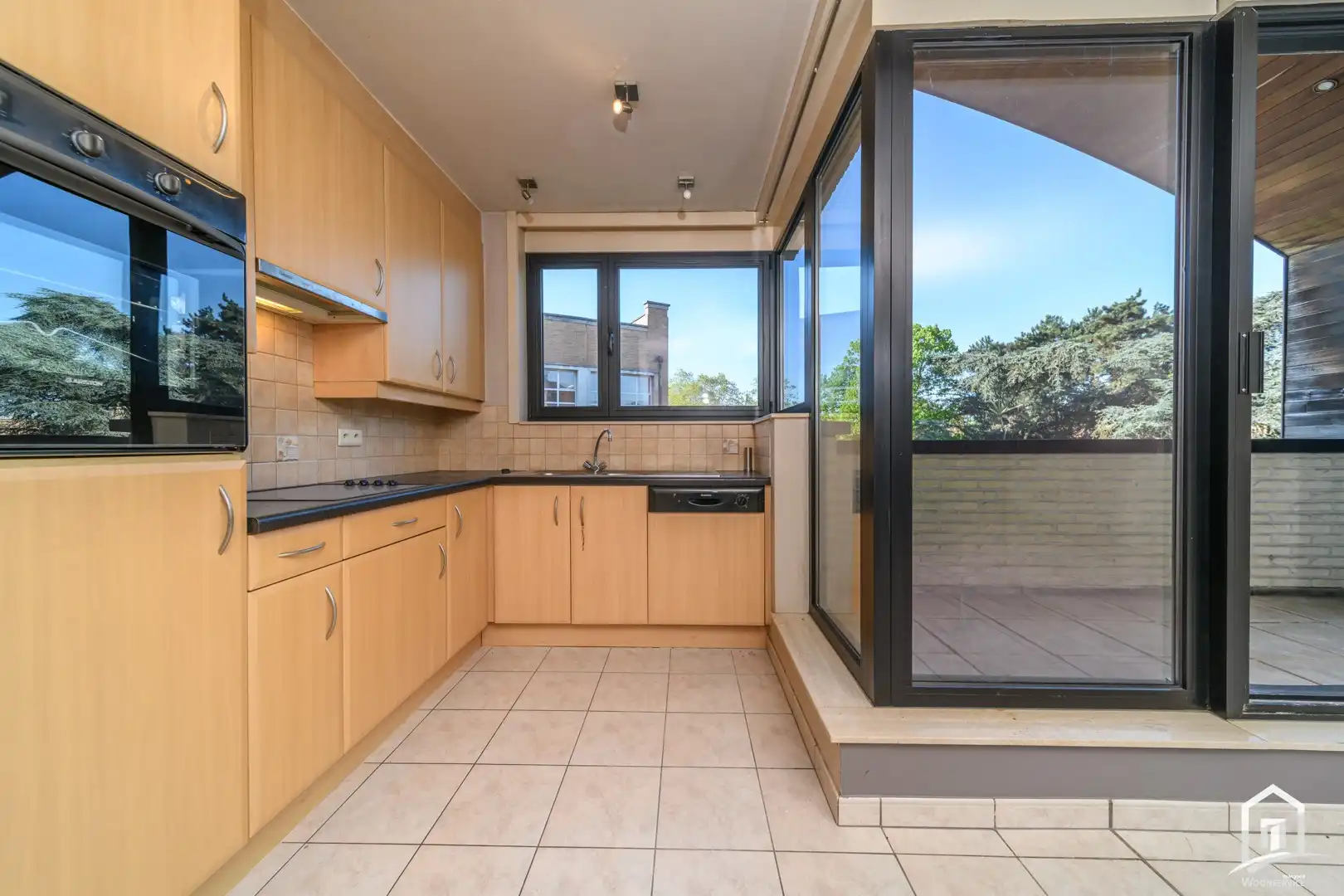 Gezellig en ruim duplex-appartement in centrum Aalst foto 4