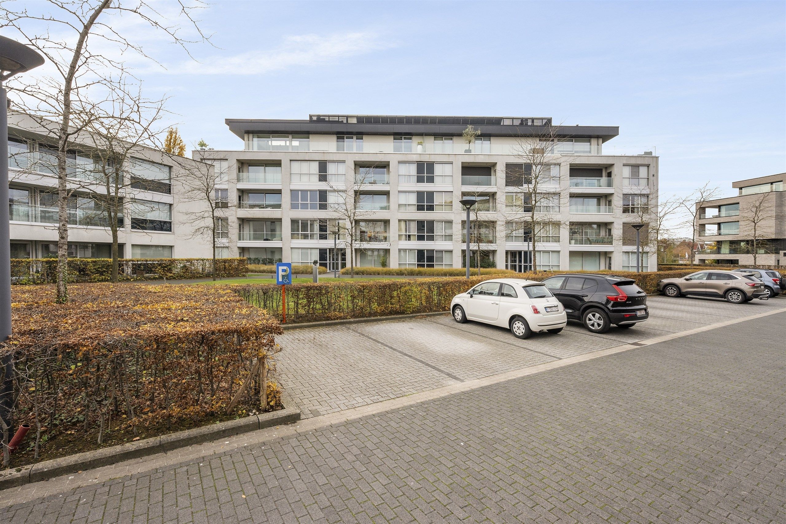 Machtig, prachtig luxe appartement met frontaal Leiezicht! foto 11