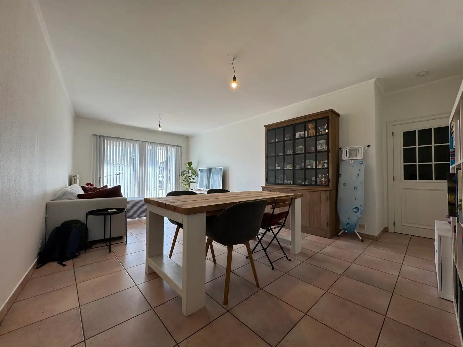 Gelijkvloers appartement met ruime privé tuin en garage foto 12