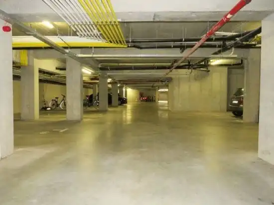 Ondergrondse autostaanplaats  foto 3