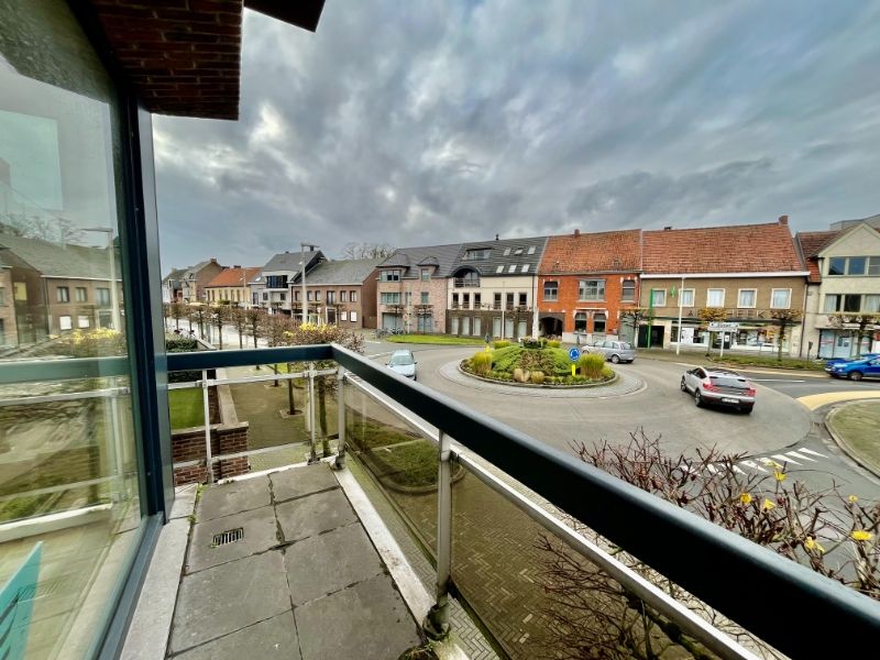 RUIM DUPLEXAPPARTEMENT DRIE SLAAPKAMERS, TUIN EN GARAGE TE HUUR foto 19