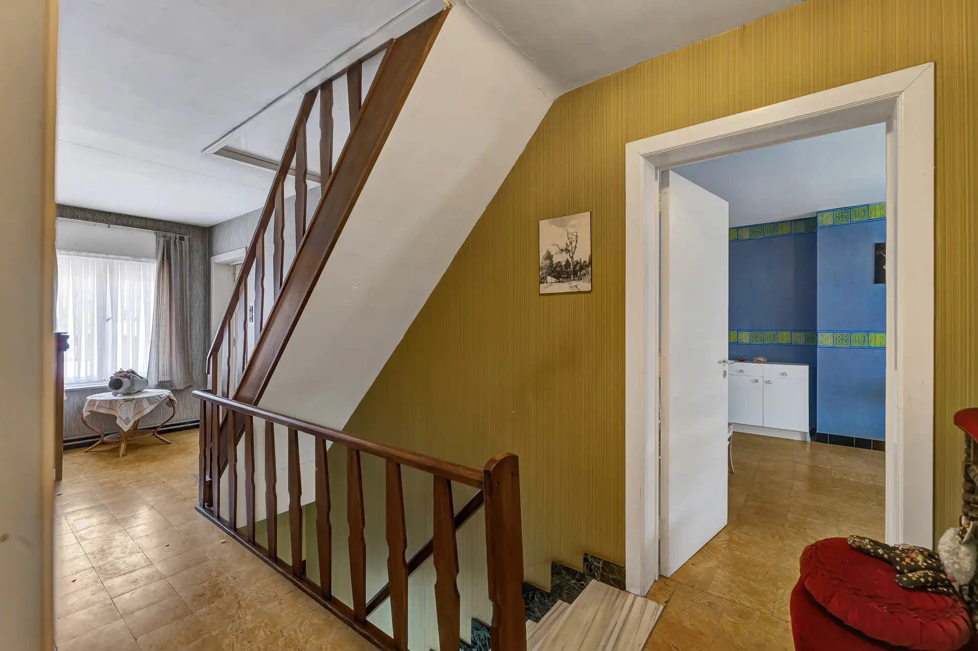 Ruime te renoveren woning met loods en bouwgrond foto 16