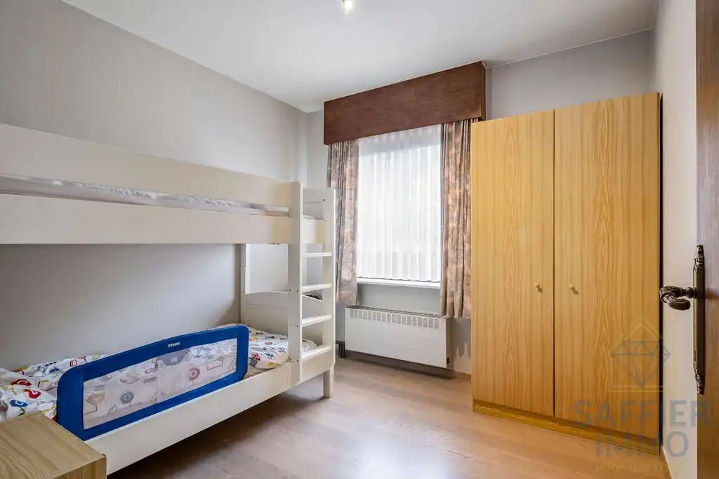 Villa met praktijk-/hobbyruimte en 3 garages in Waregem foto 21