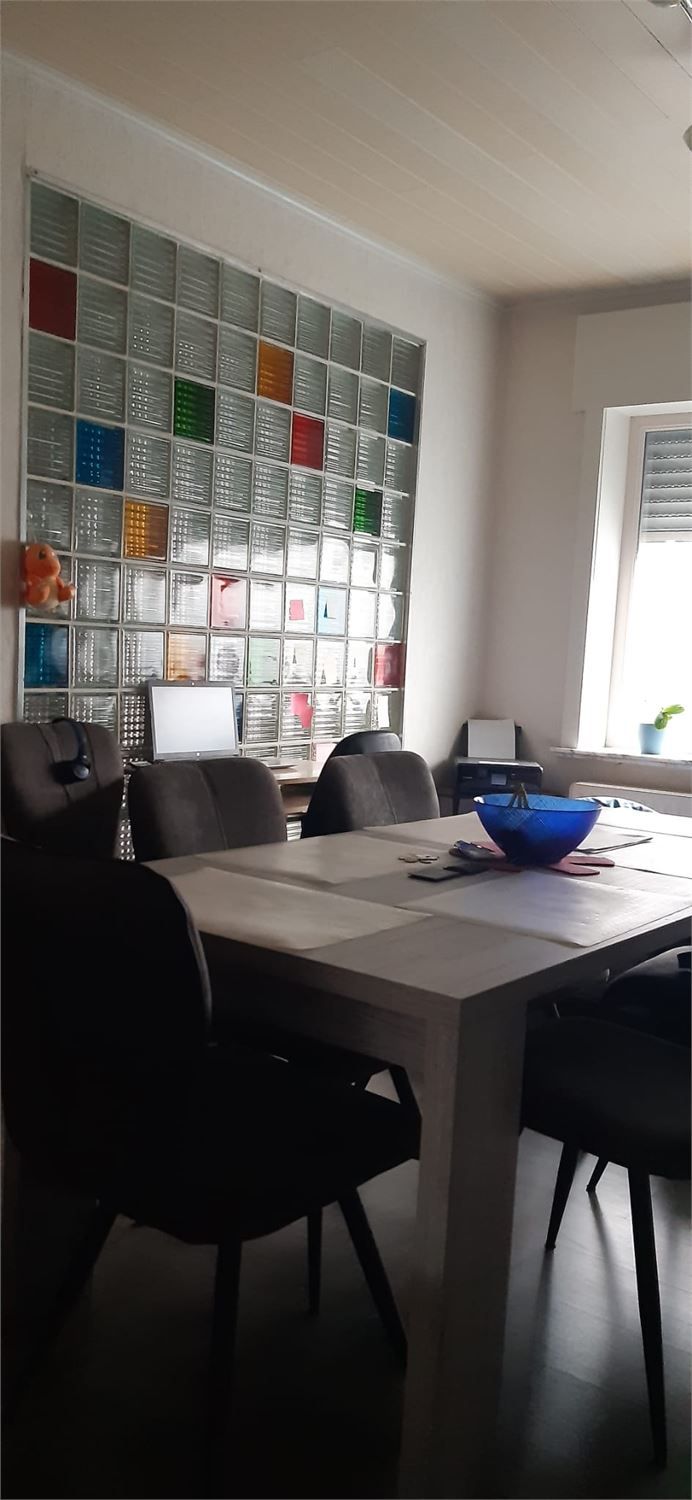 Ruime, praktische woning met tuin foto 9