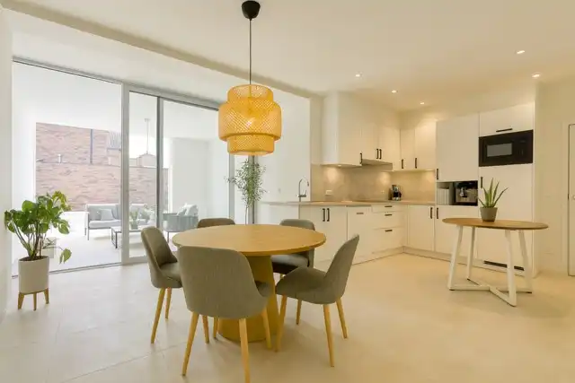 Nieuw appartement van ± 130 m² met 2 slaapkamer in bestaande residentie, gelegen in het historische centrum van Maaseik foto 4