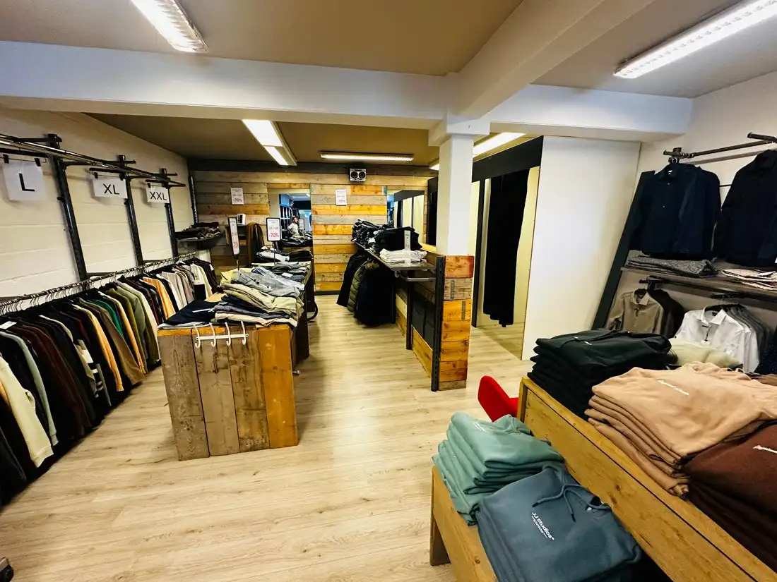 Gunstig gelegen handelspand te Houthalen centrum foto 5