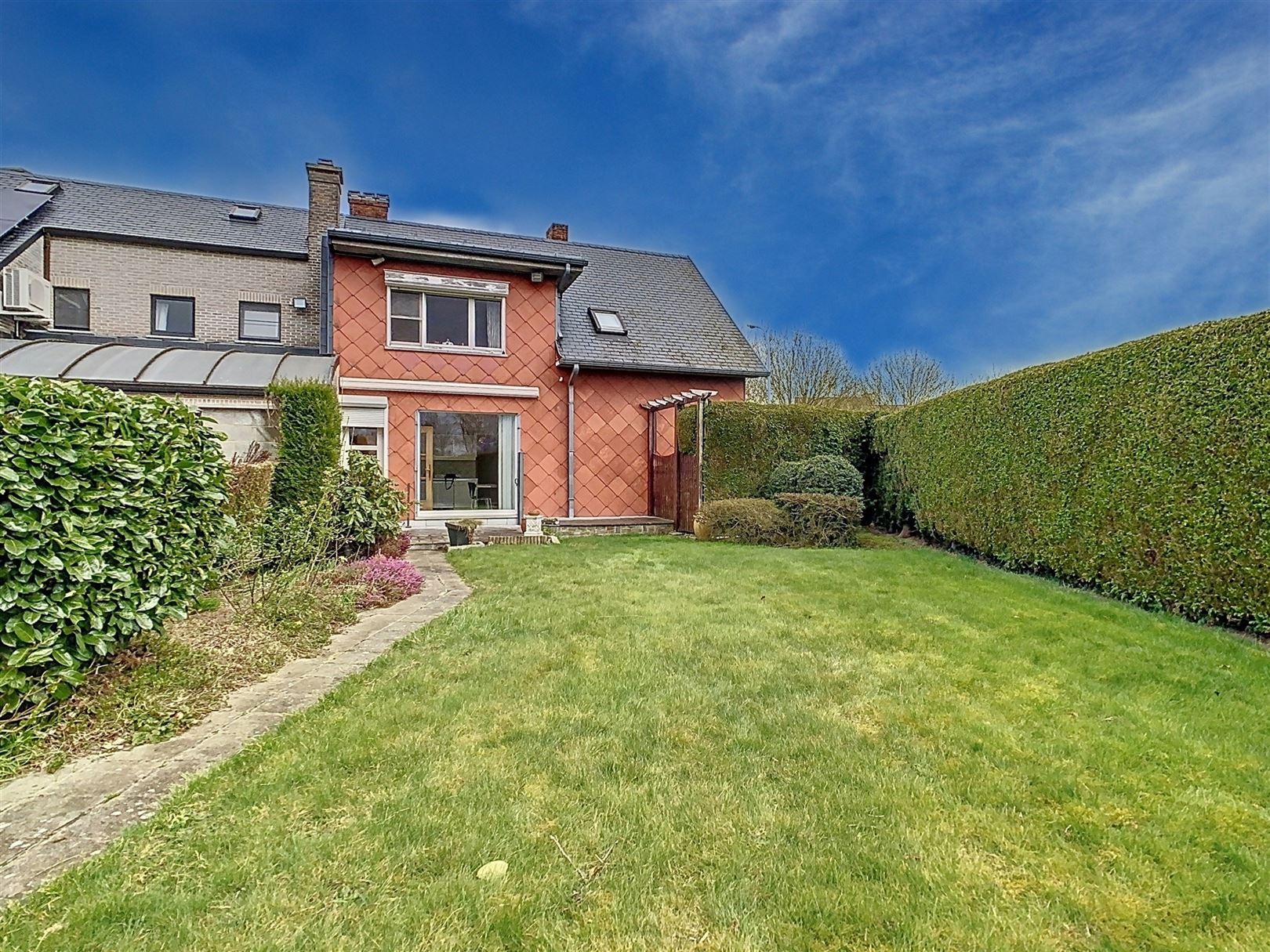 Op te frissen halfopen bebouwing, 3 slpks, tuin, 7a 85ca foto 35