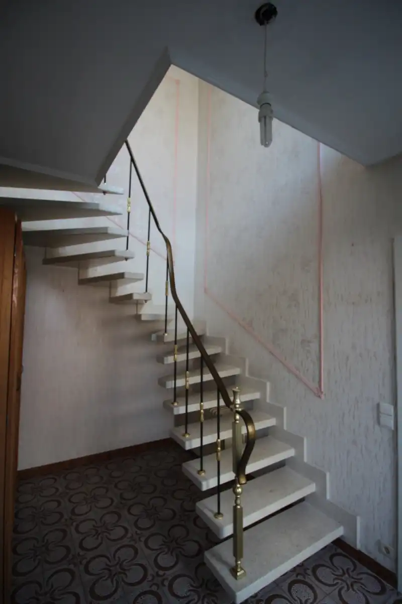 Instapklare woning met 2 slaapkamers en garage foto 15