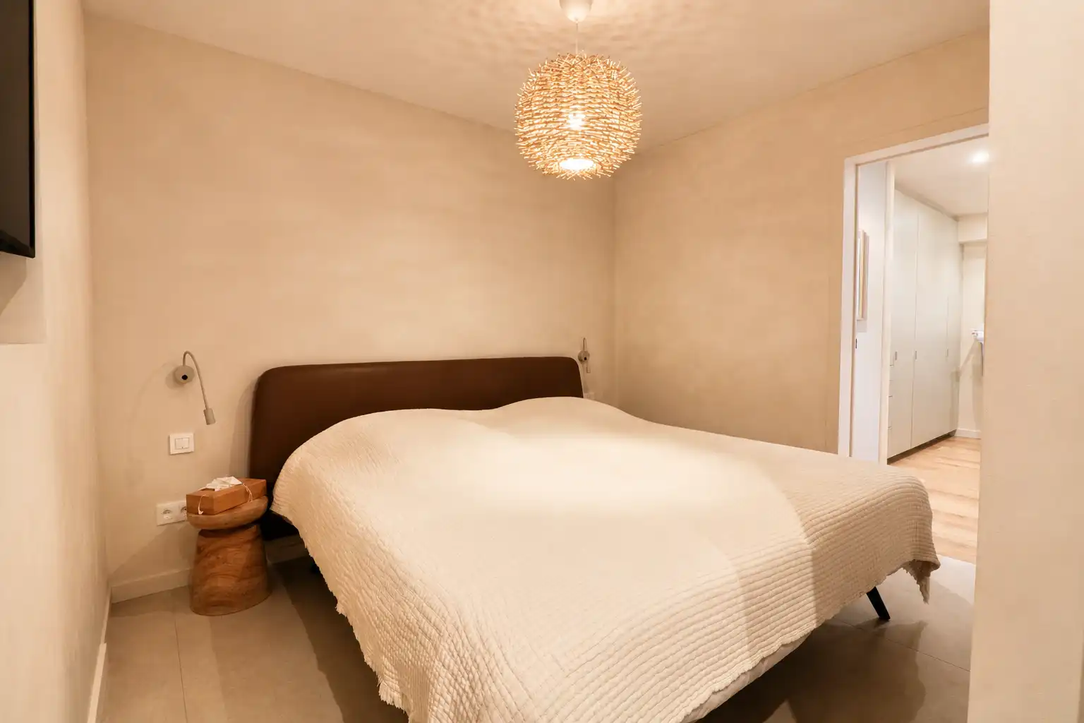 Luxueus, lichtrijk appartement (130 m²) met 3 slaapkamers en frontaal zeezicht. foto 10