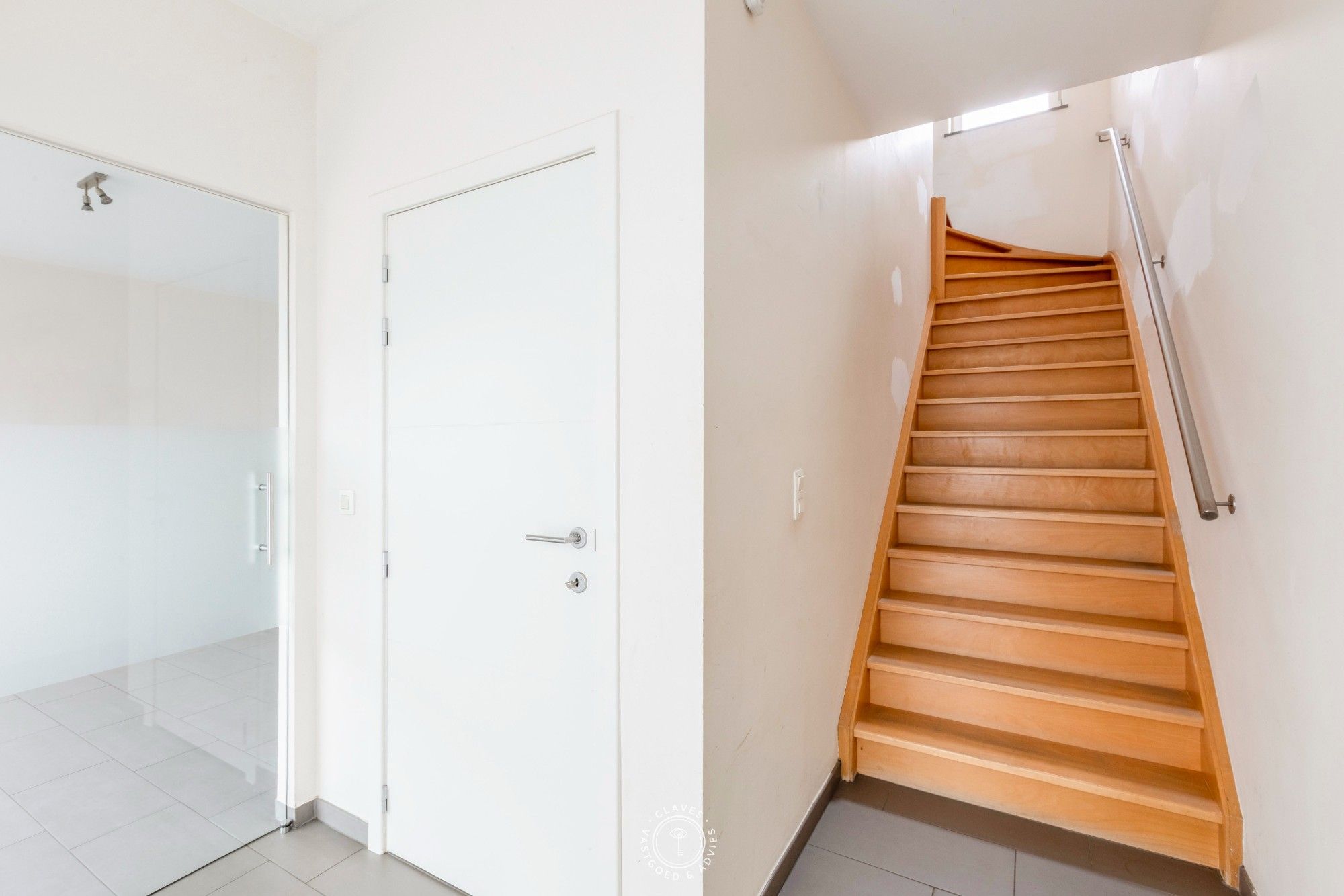 Recente halfopen bebouwing met B-label foto 11