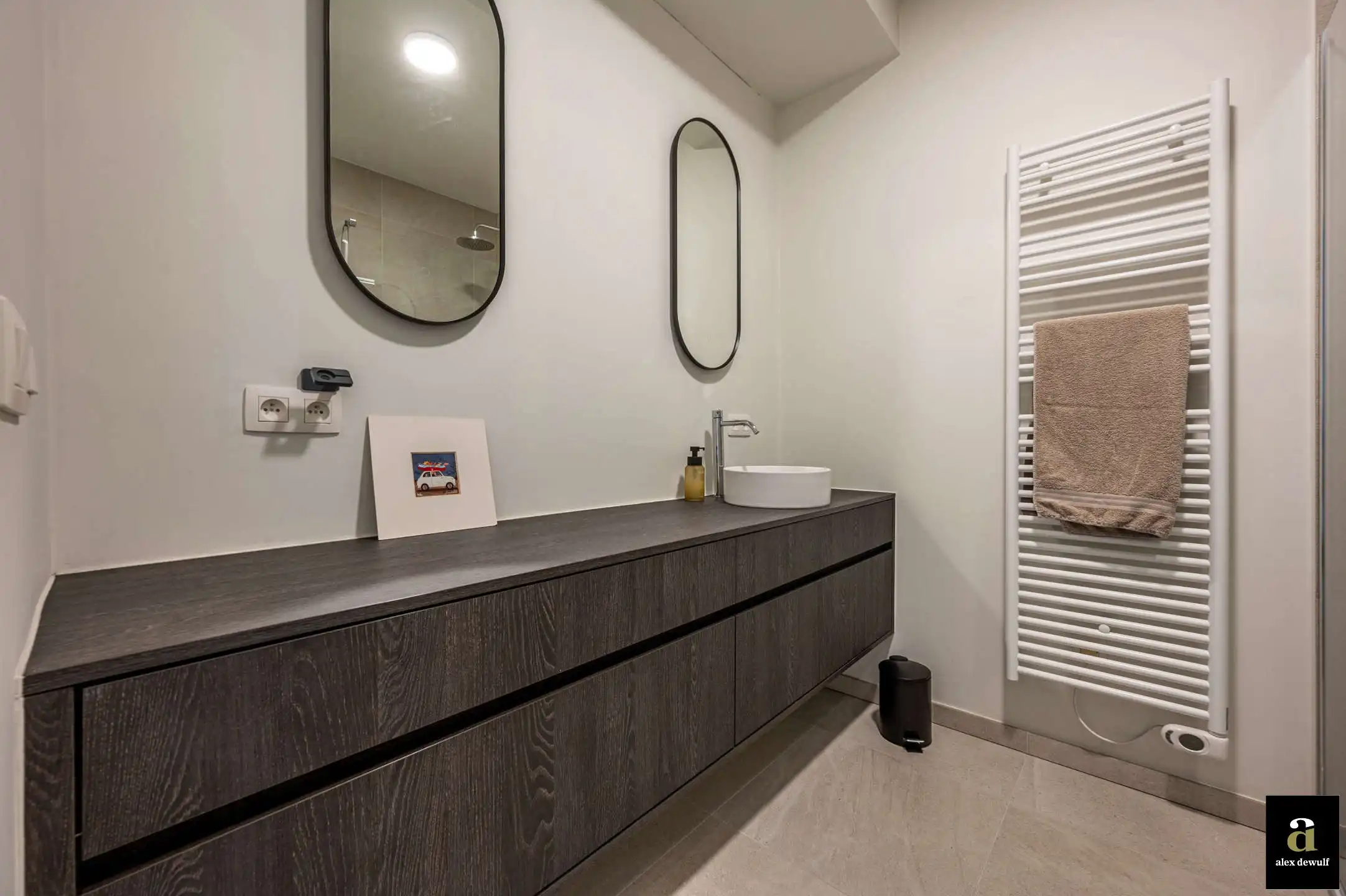 Recent appartement met groot terras, centrum Waregem [Stationsstraat]. foto 18