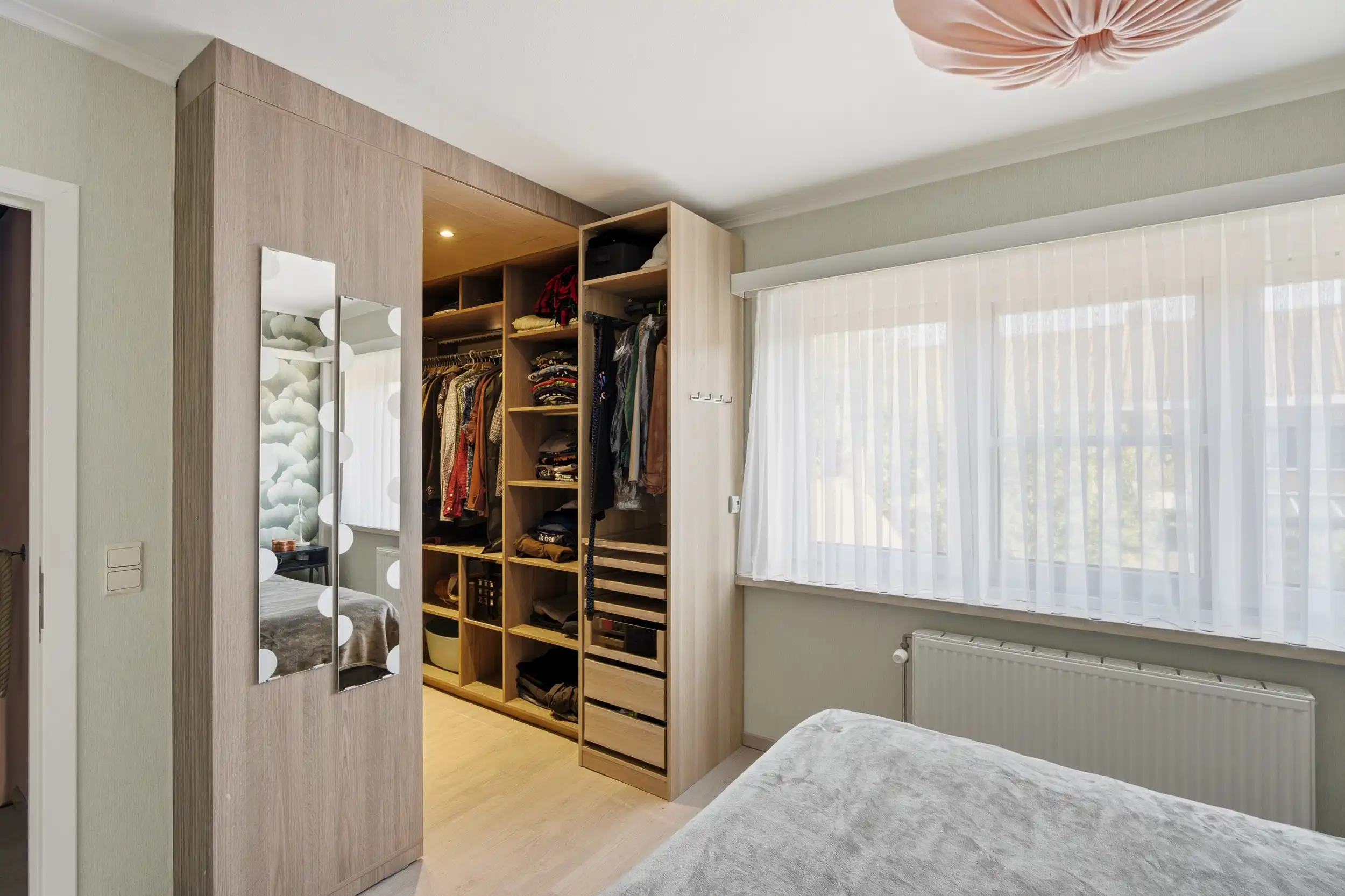 Instapklare rijwoning 3 slp nabij Gentbrugse Meersen foto 11