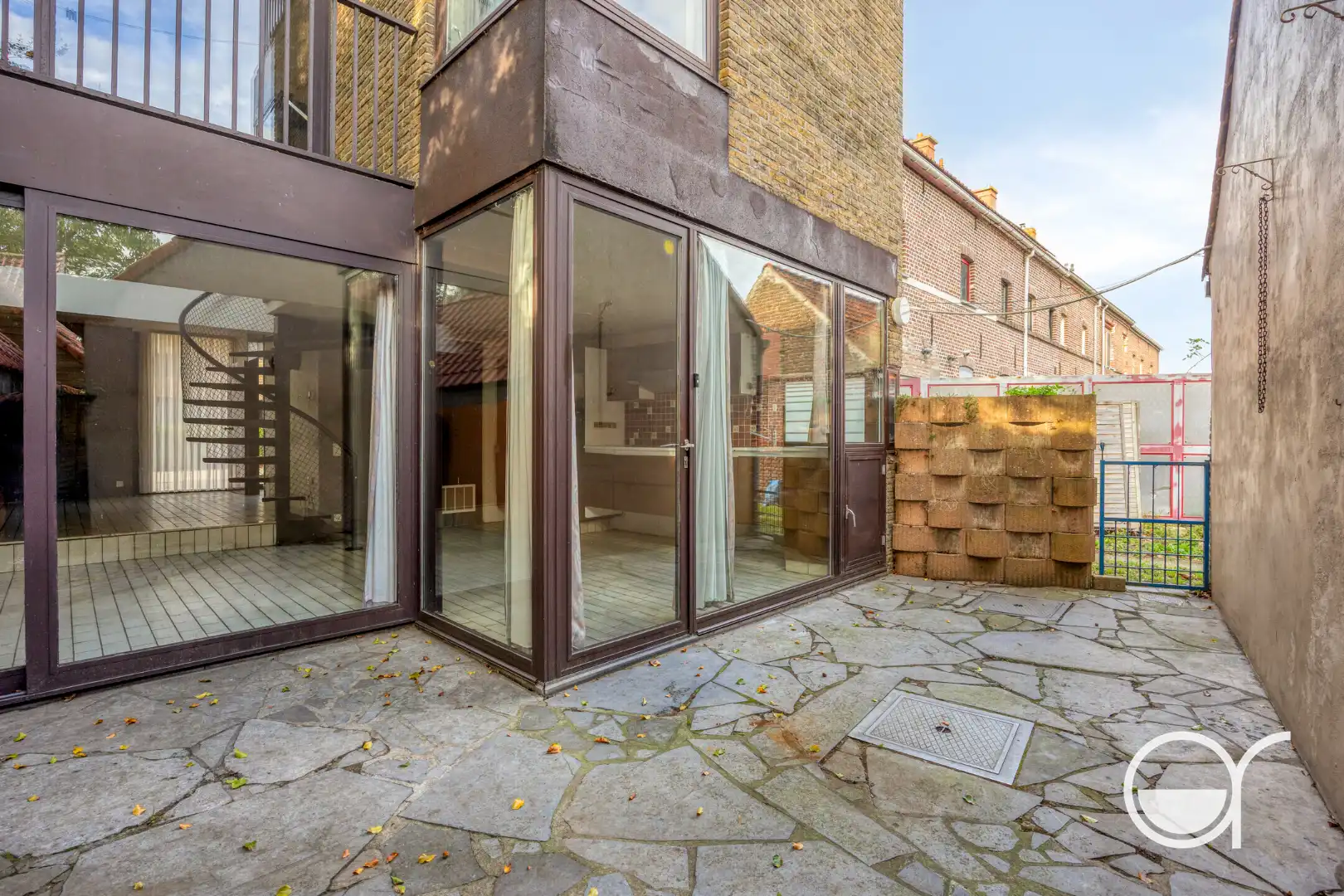 Te renoveren architectenwoning met karakter, koertje en dakterras in Bottelare foto 29