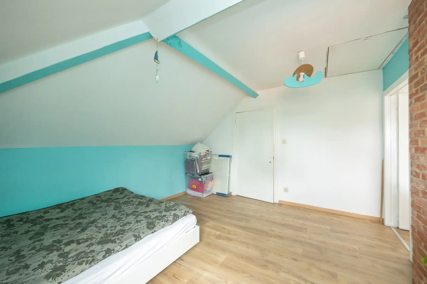 Waauw, ontdek deze charmante en recent vernieuwde woning foto 19