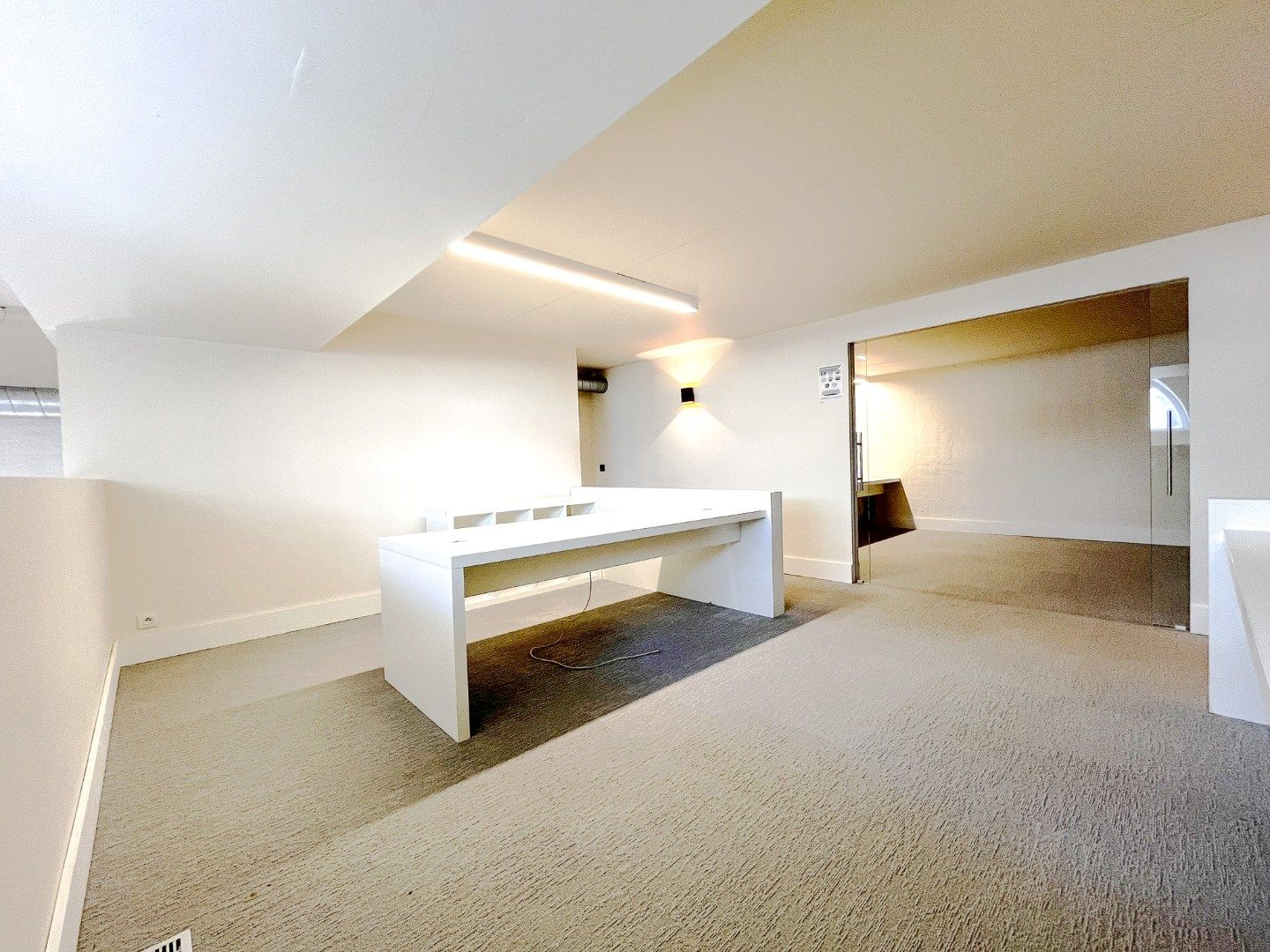 Ingerichte kantoorruimte handelspand Zoutelaan 52 W5 te koop foto 9