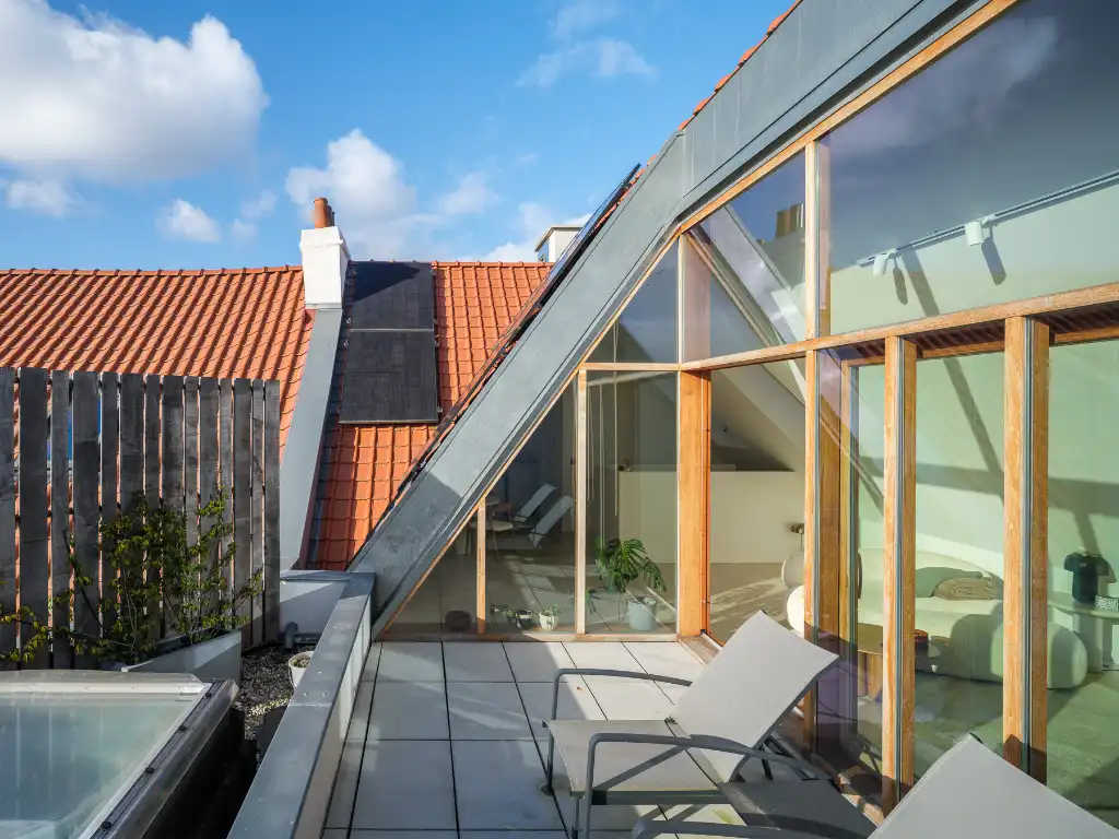Architecturaal 3-­slaapkamerappartement met twee terrassen in het centrum van Gent. foto 13