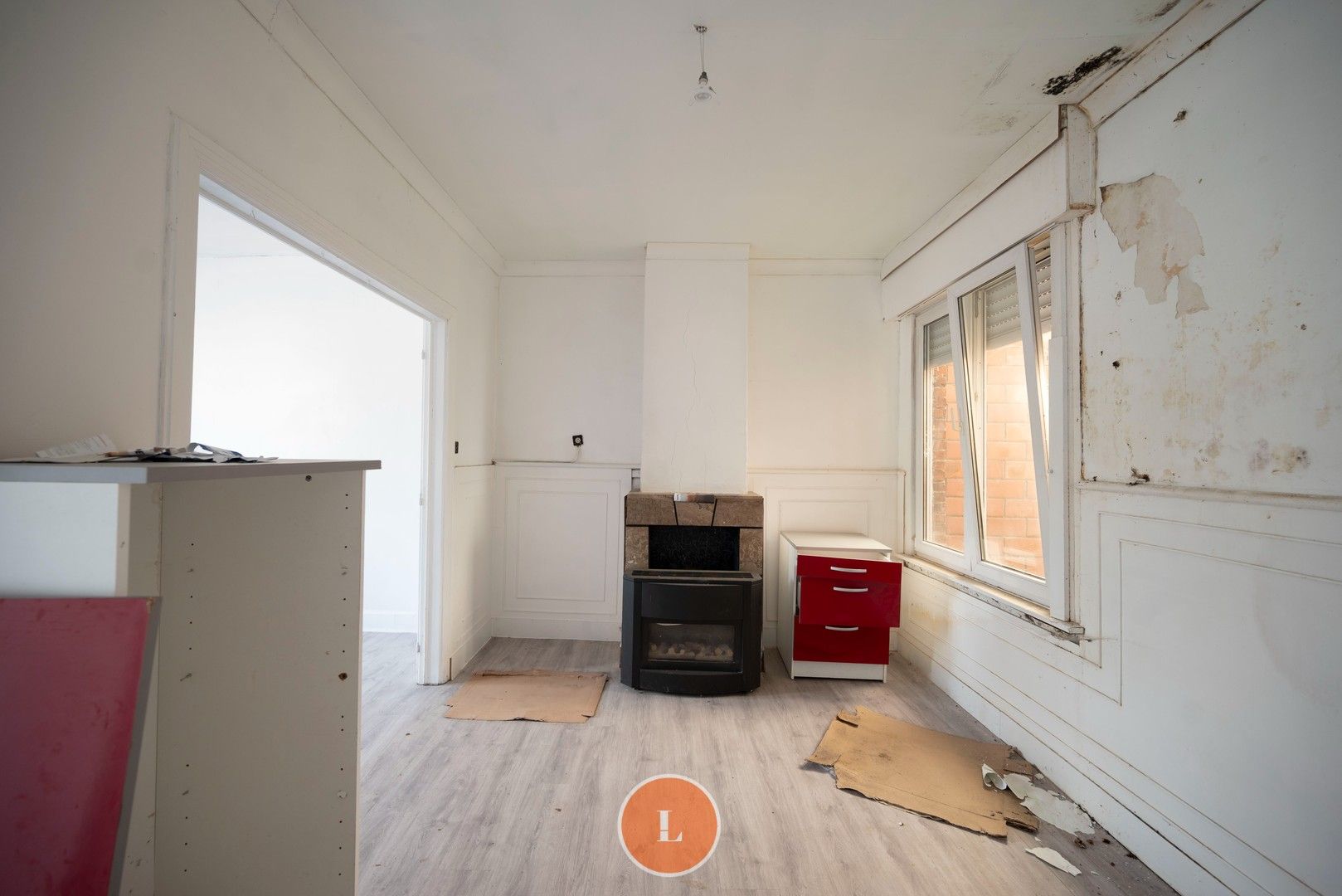 Te renoveren woning in Wevelgem te koop foto 3