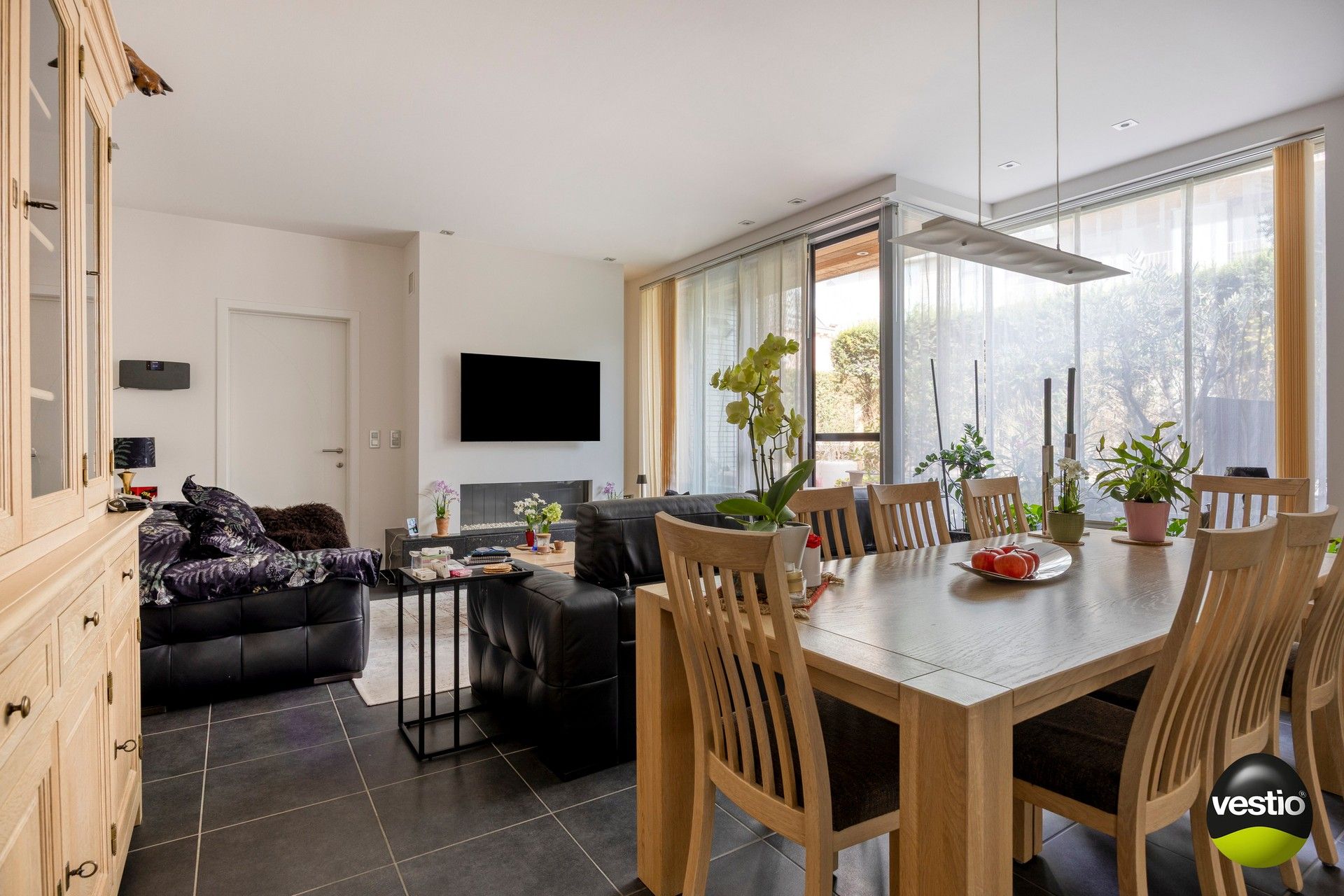 2 slaapkamer appartement met prachtig terras op het binnengebied van het prestigieuze woonproject "De Eenhoorn". foto 4