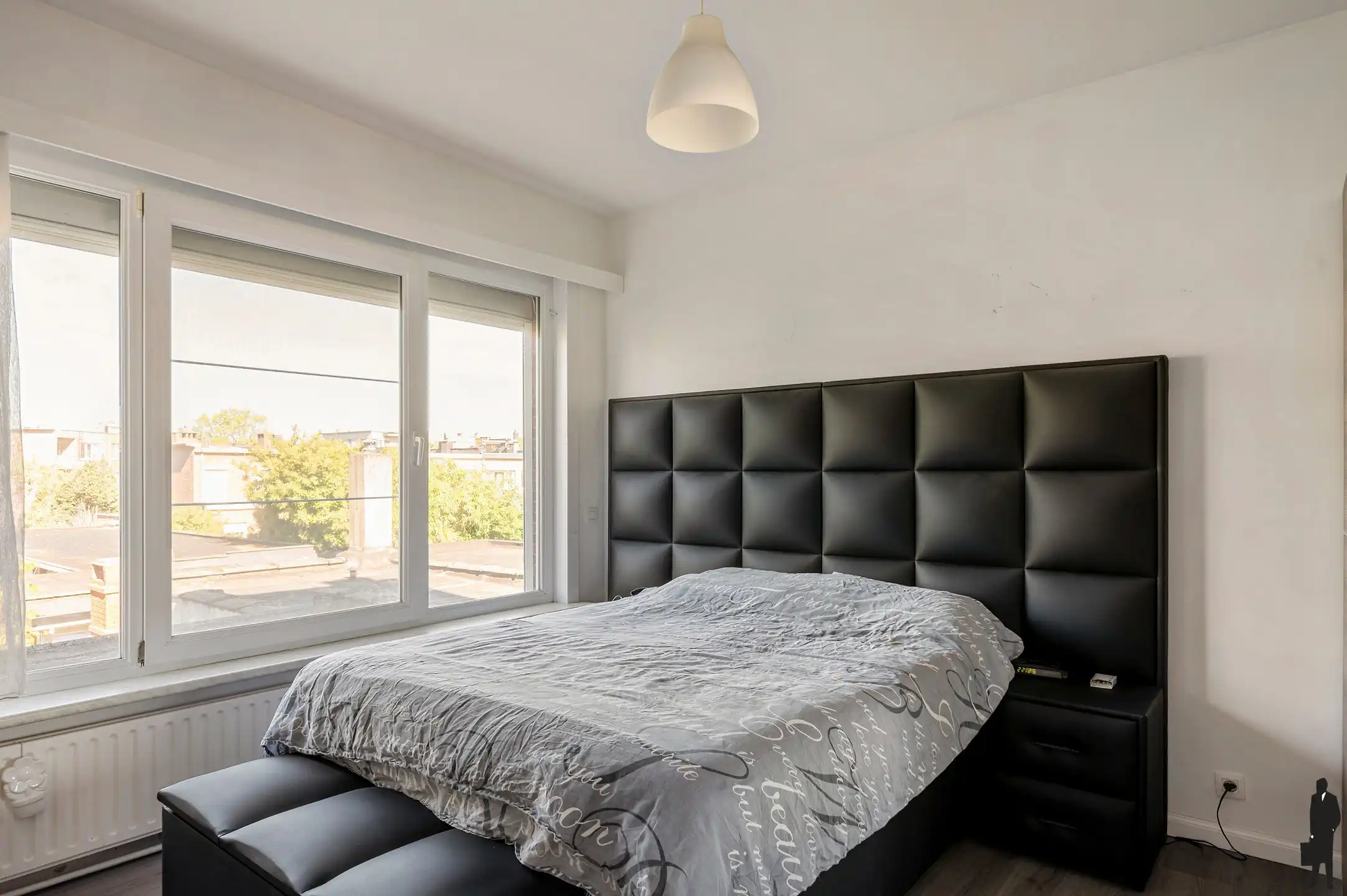 Lichtrijke woning op top locatie te koop! foto 13