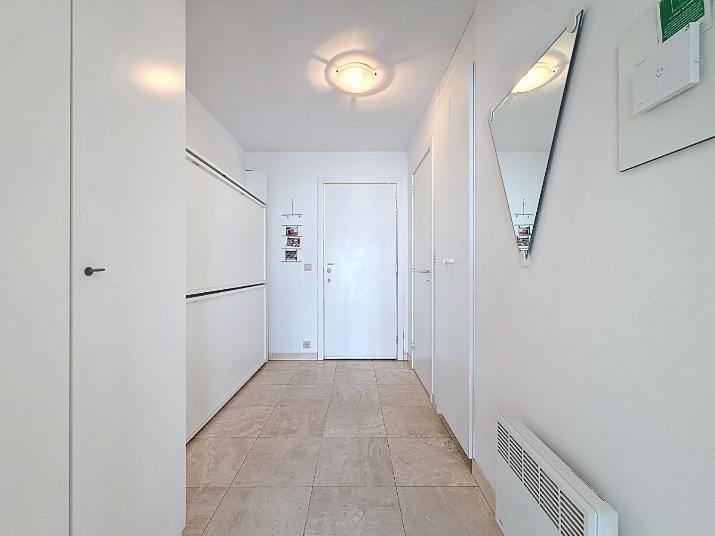 Ruime studio met een adembenemend zeezicht foto 14