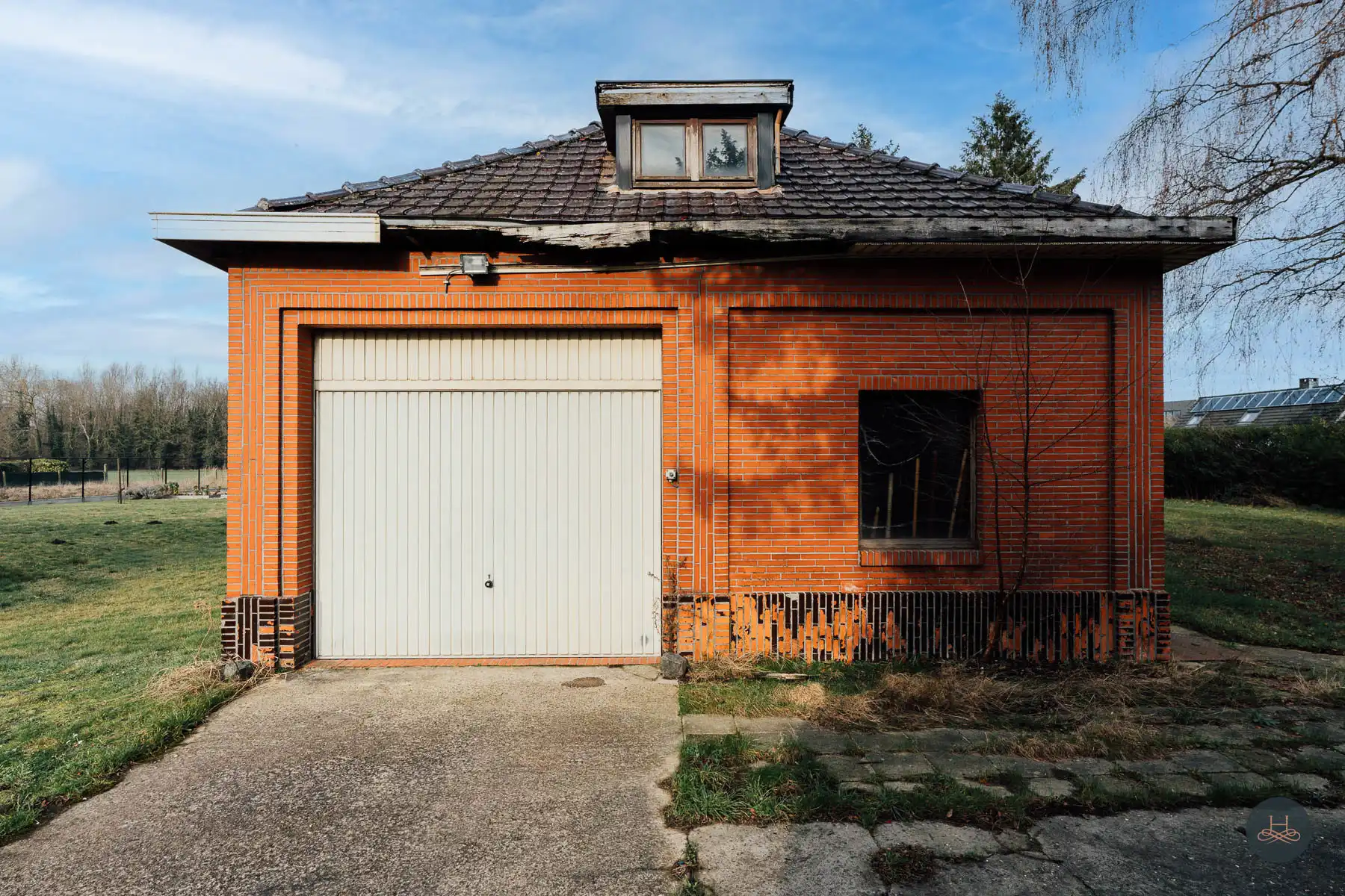 Riante woning met 5 slaapkamers op een uniek perceel.  foto 21
