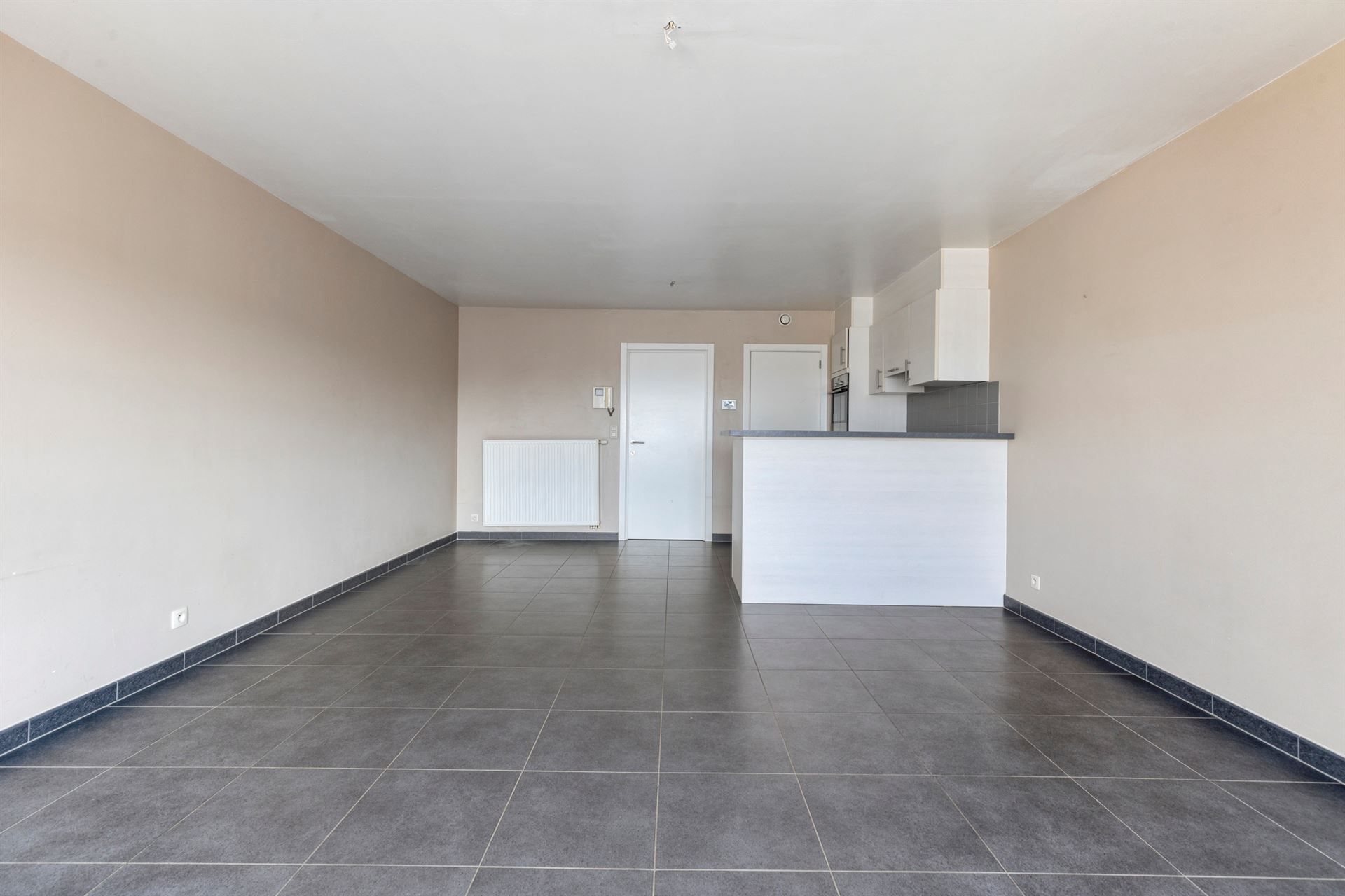 ZONNIGE STUDIO / VLAKBIJ ZEEDIJK foto 9