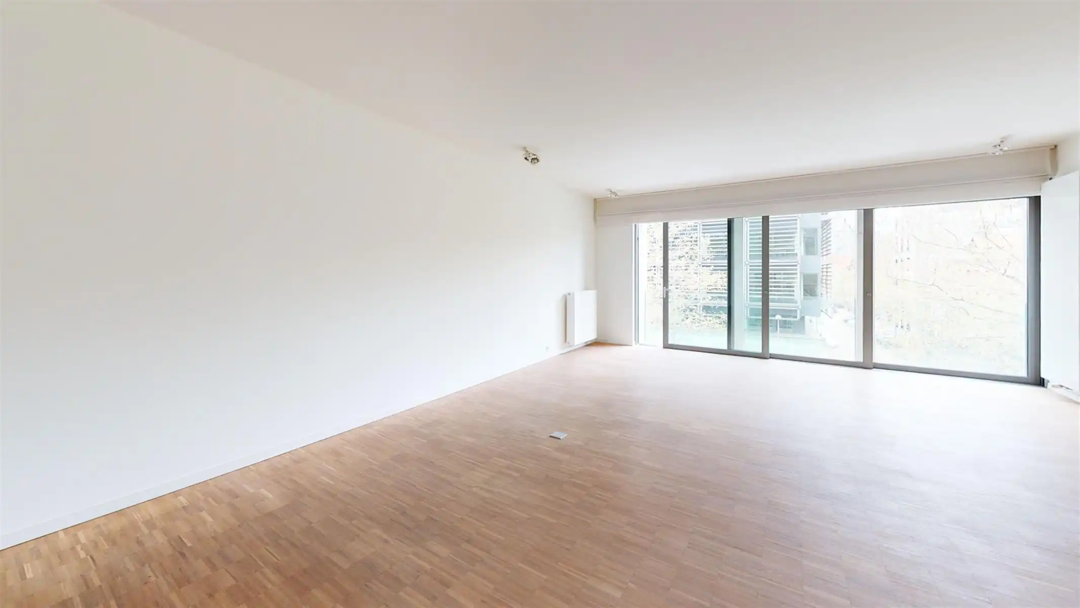 ANTWERPEN - Royaal appartement in een kleinschalig gebouw foto 3