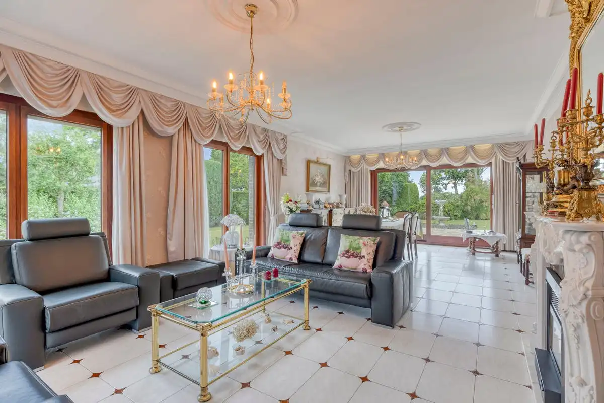 Top onderhouden villa op een rustige locatie in Moorsele foto 3