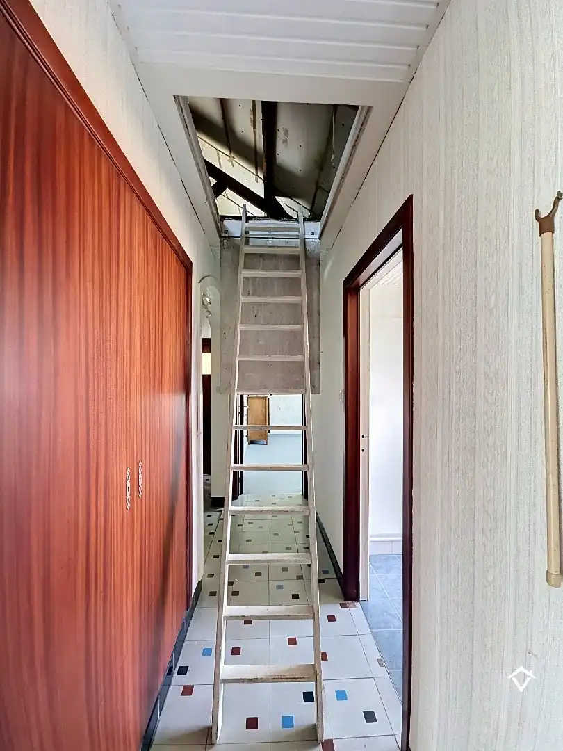 Gezinswoning met polyvalente ruimte, vijf slaapkamers en inpandige garage te Koekelare foto 19