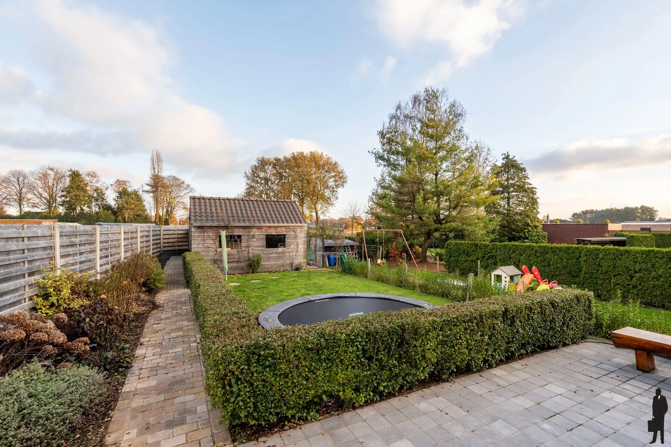 Recente, instapklare woning met 4 slpk. nabij Prinsenpark foto 14