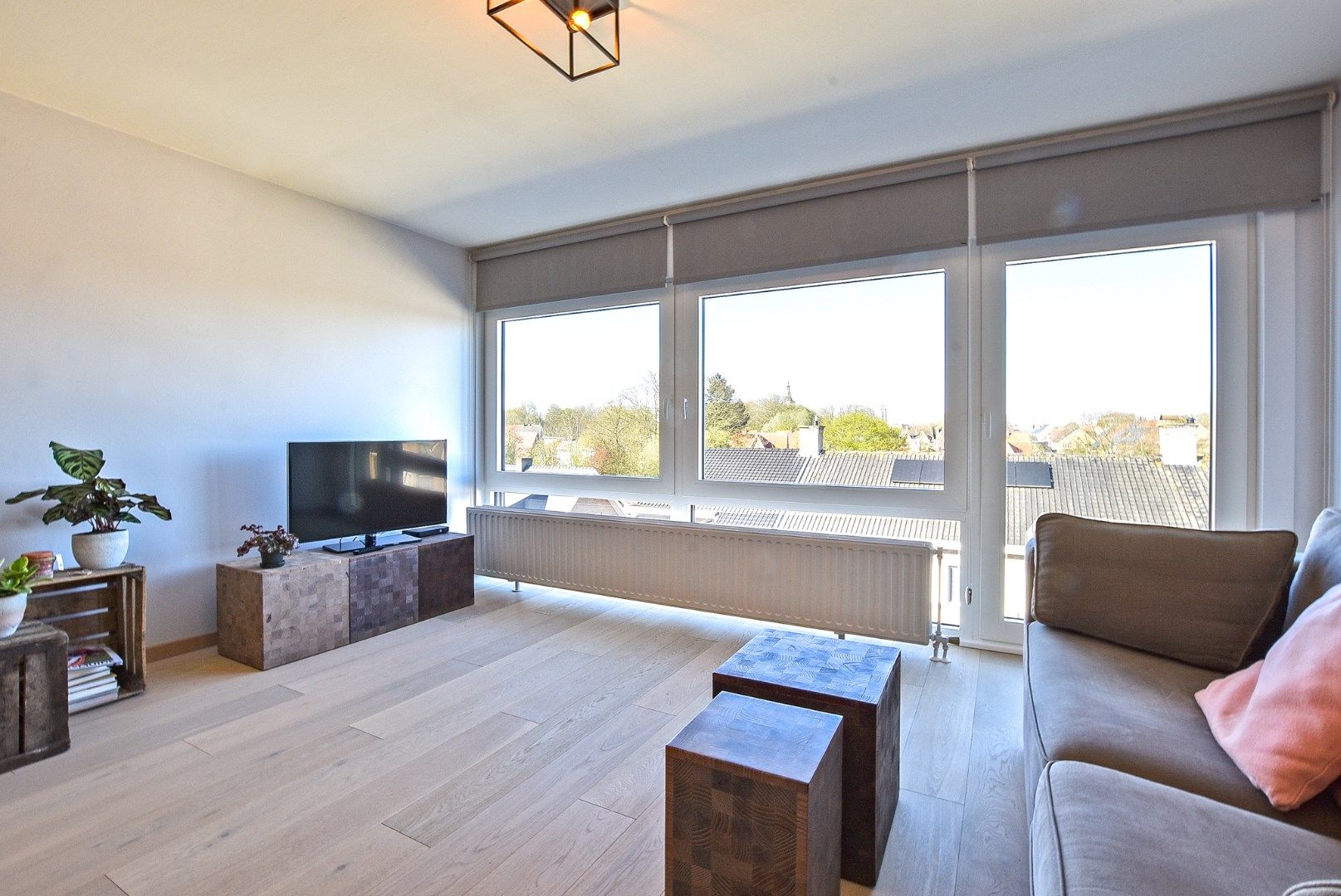 Gezellig instapklaar 2 slaapkamer appartement in hartje Diksmuide! foto 4