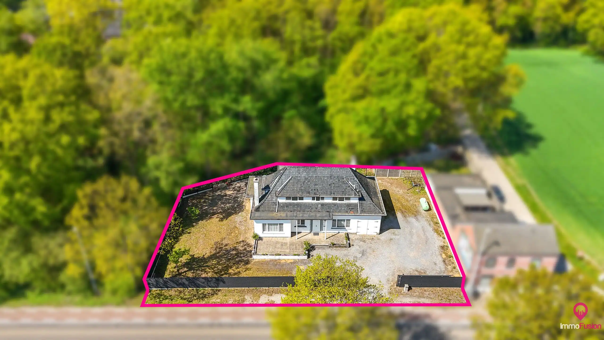 Ruime open bebouwing van 328m² met 5 slpk op toplocatie! foto 47