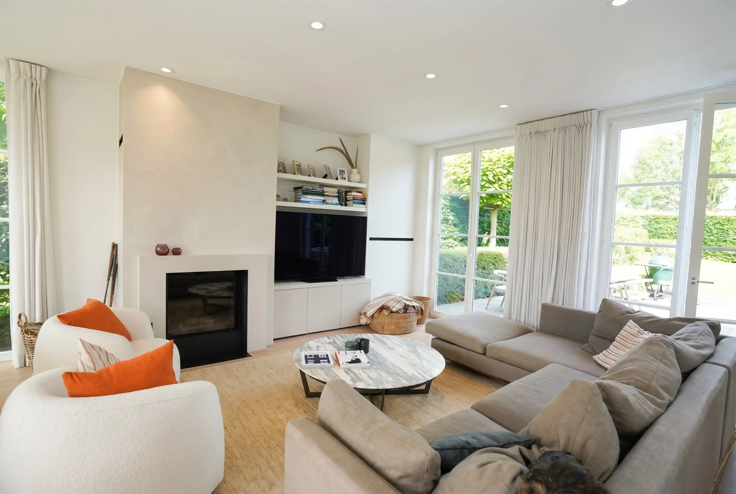 IN AANTOCHT!  Prachtige, alleenstaande  bijoux op 1.245 m²  foto 9