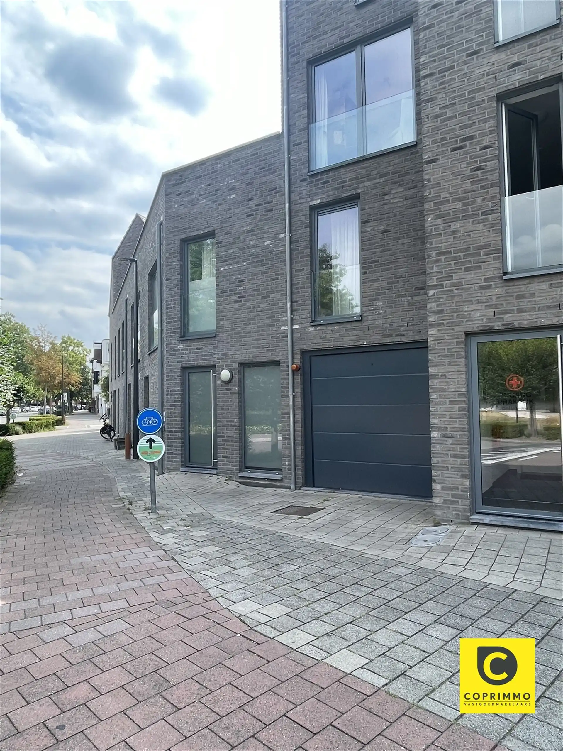 Gelijkvloers 2 slp appartement op toplocatie  foto 11