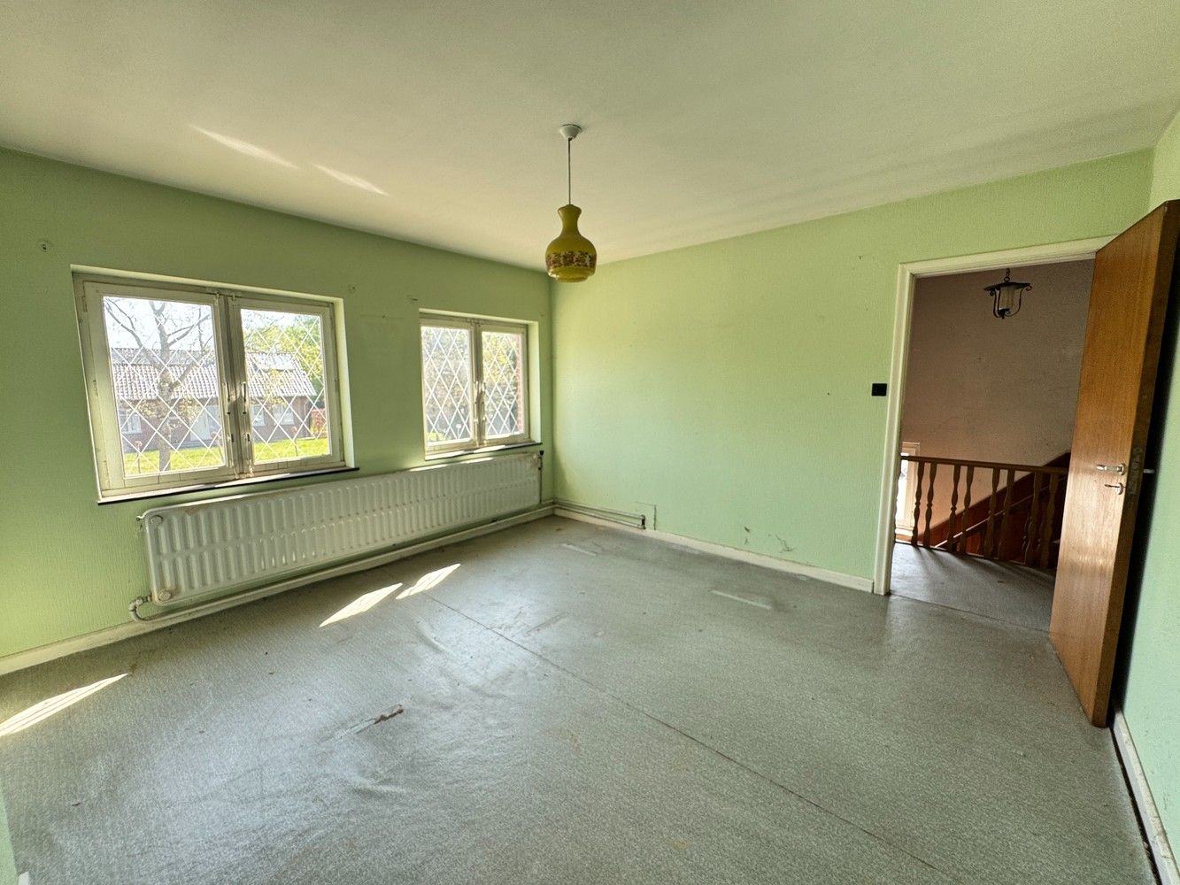 Te renoveren woning met potentieel foto 9
