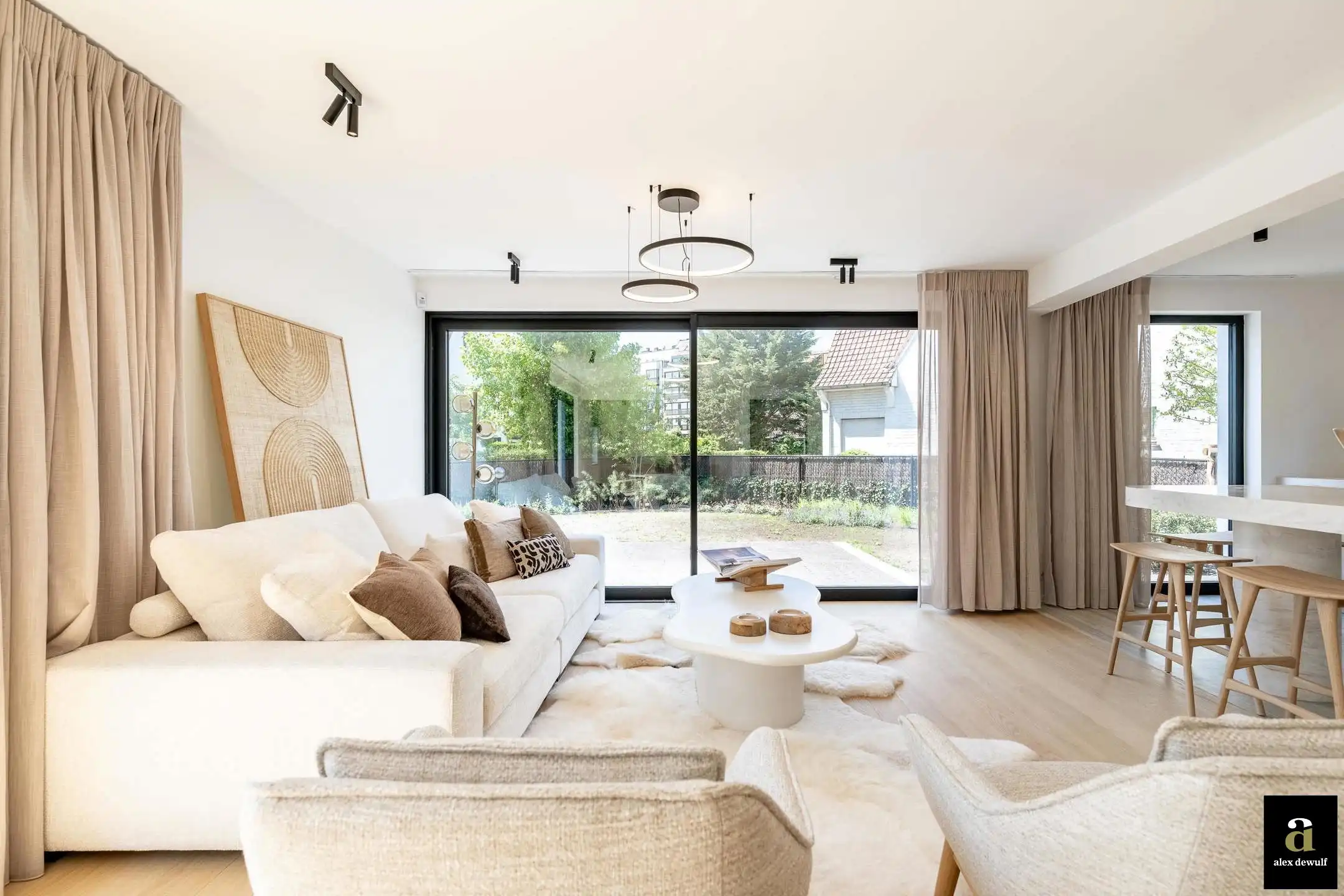 Volledig gerenoveerde villa ideaal gelegen in een rustig paadje in het Zoute. foto 7