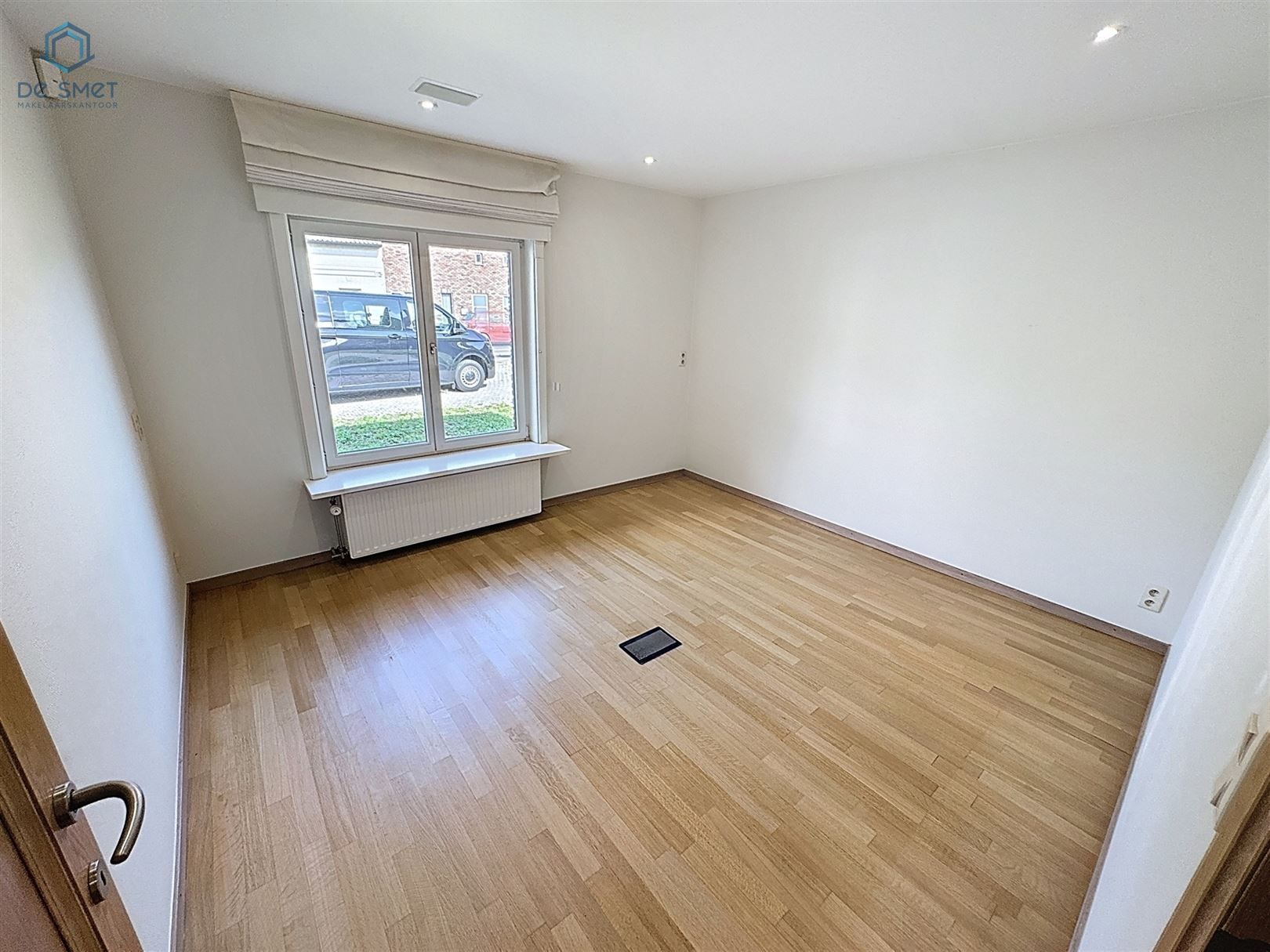 Luxueus afgewerkte halfopen woning met 4 slaapkamers, 2 badkamers en stadstuin Geraardsbergen (Overboelare) foto 9