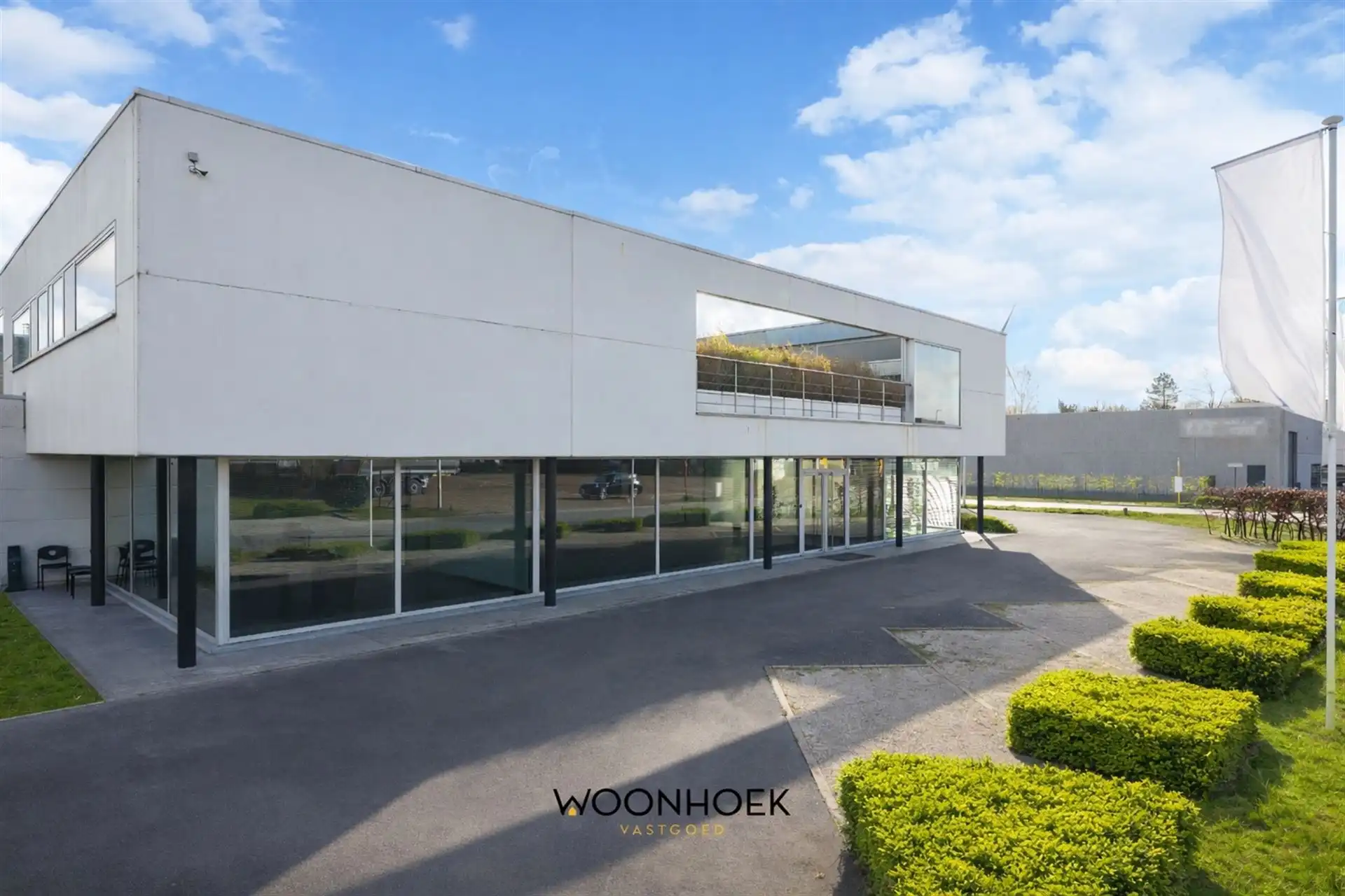 Exclusief gebouwencomplex in industriepark E17/3 te Lokeren foto 2
