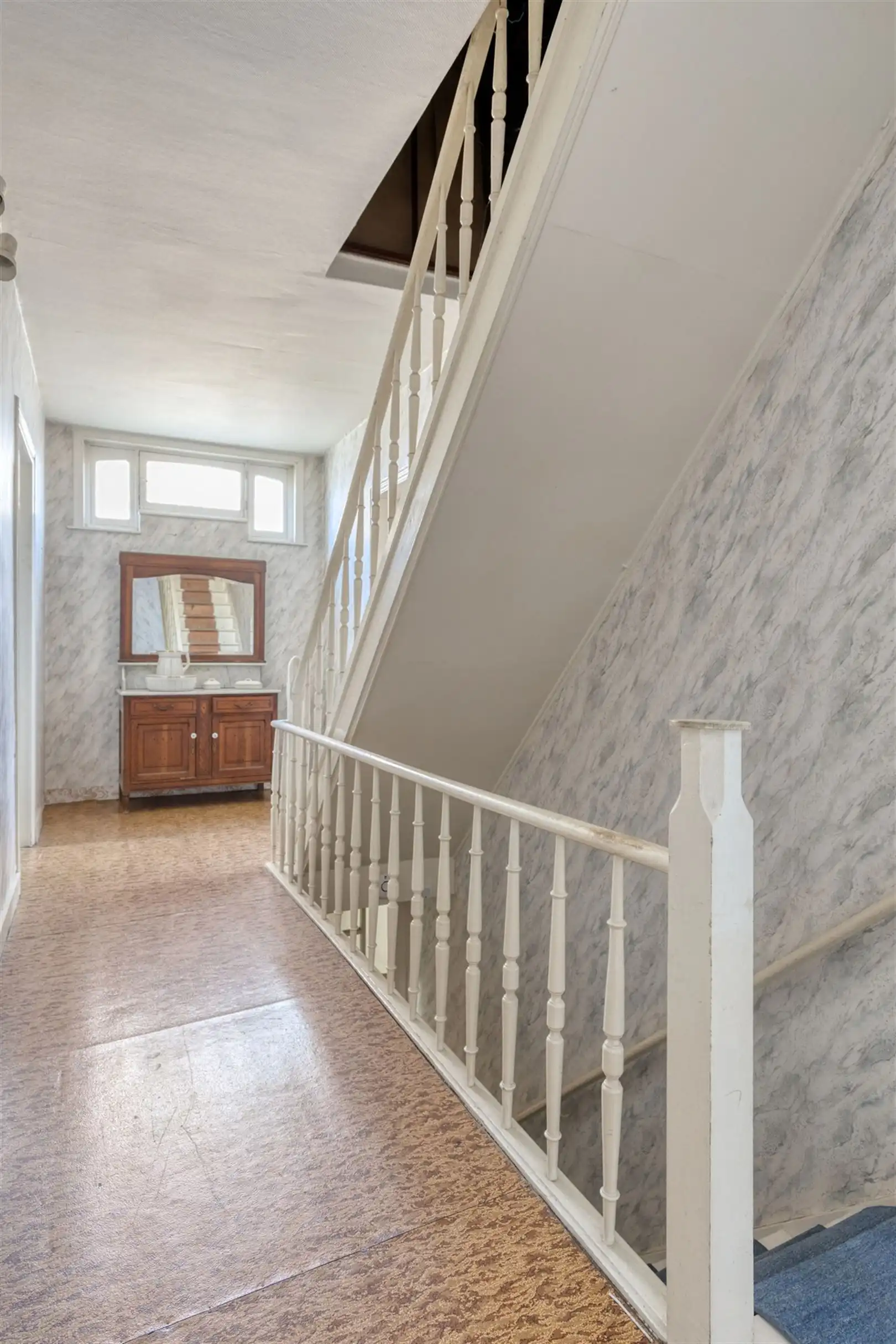 Te renoveren woning met 4 slaapkamers foto 15