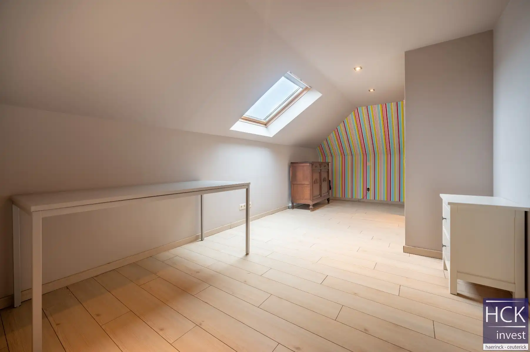 KRUISHOUTEM - Instapklare en prachtig gelegen woning met 4 SLPK. én zwembad foto 20