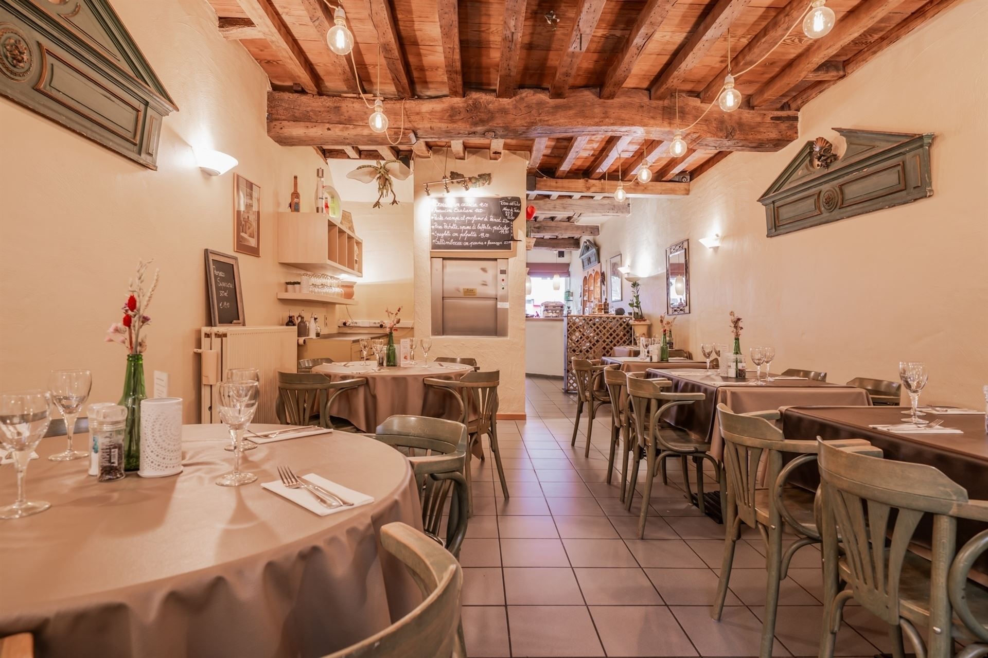 Handelshuis met authentieke elementen op de Korenmarkt! foto 9