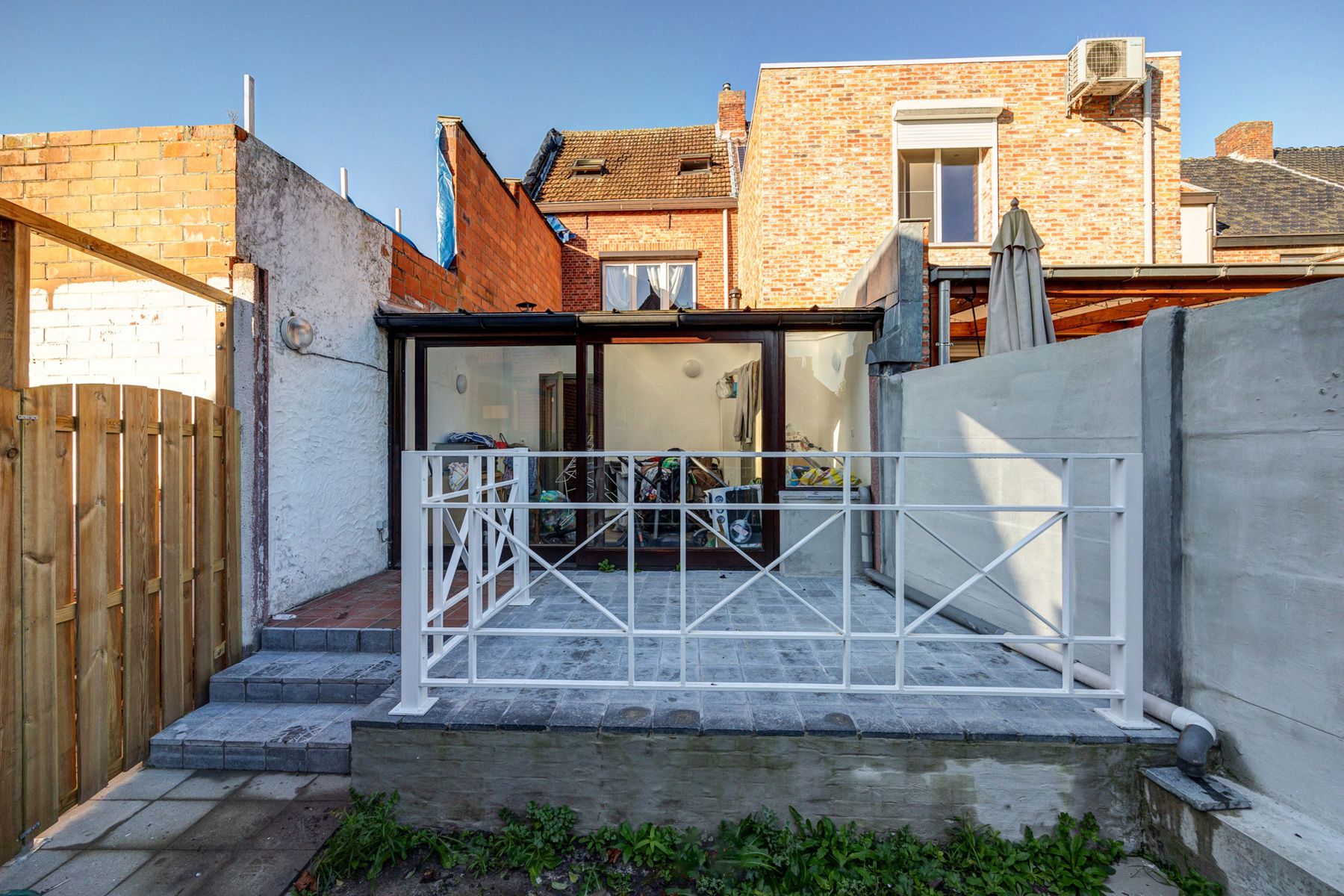 Stadswoning met 3 slaapkamers met terras en tuin. foto 12