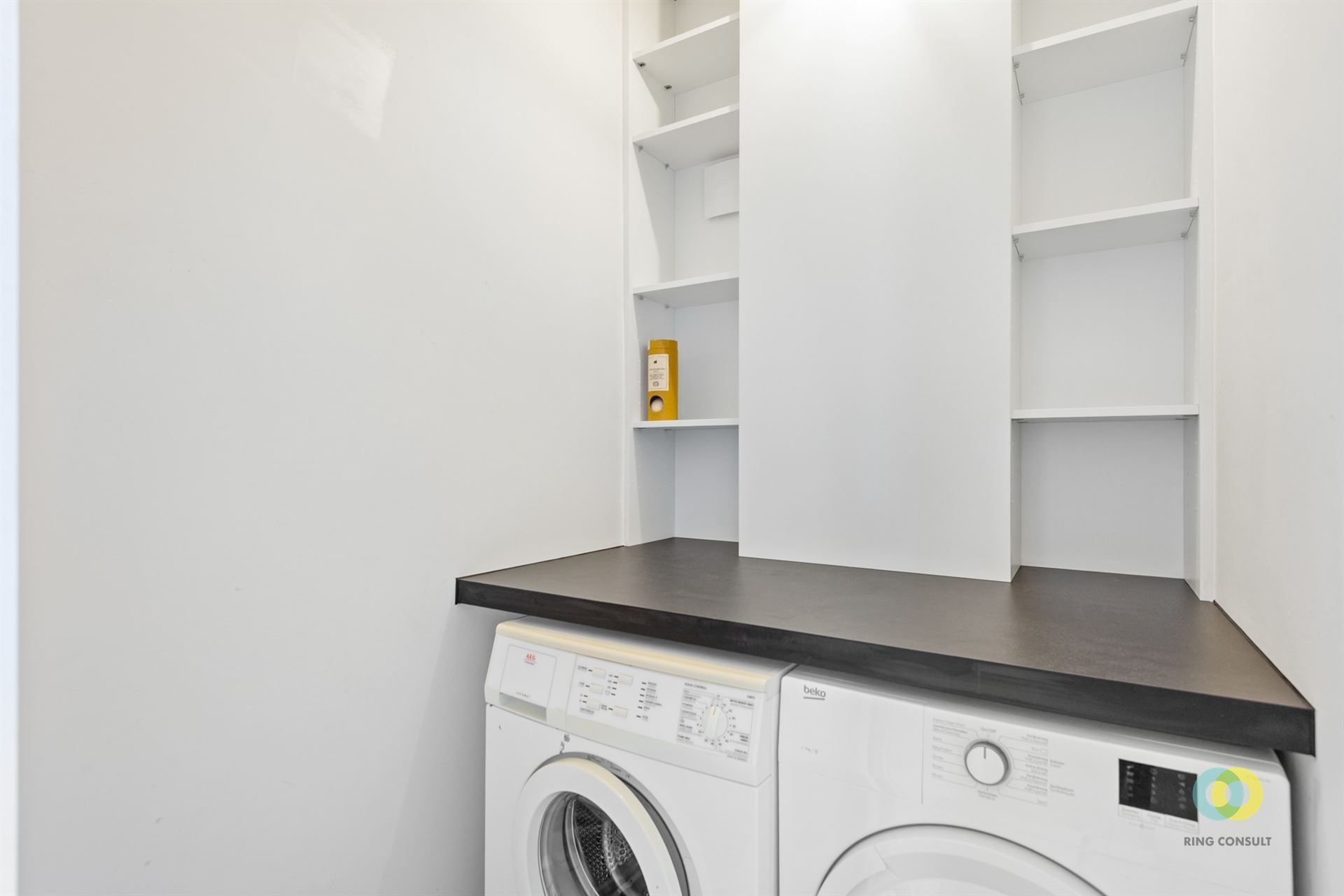 Gerenoveerd appartement 2 slaapkamers + garage foto 9