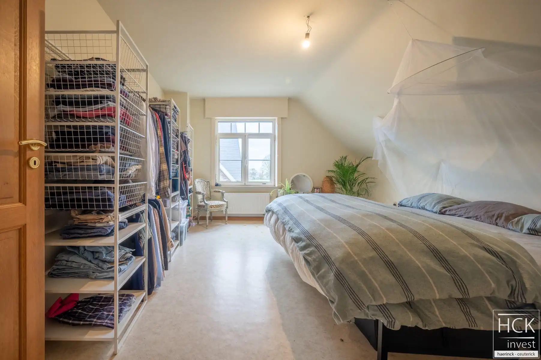 KRUISHOUTEM - Zeer ruime woning met 5 slpk, vlakbij centrum! foto 12