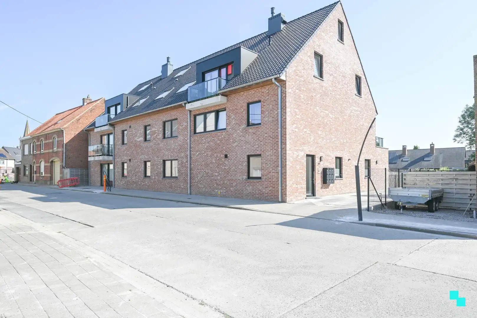 Instapklaar appartement met terras in hartje Langemark foto 15