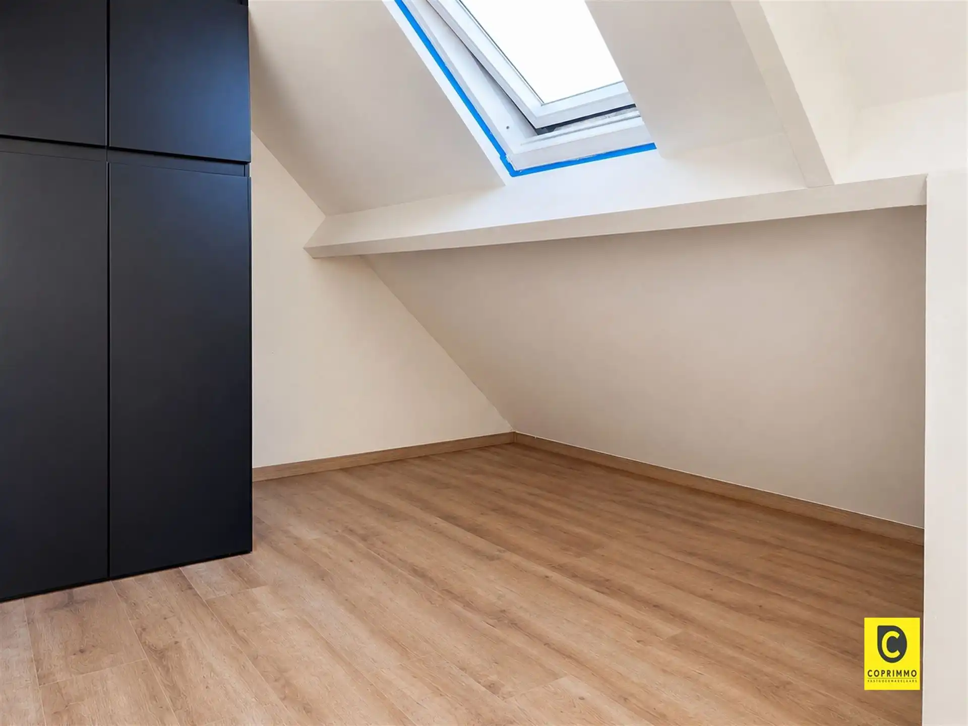 Uniek dakappartement met groot terras foto 12