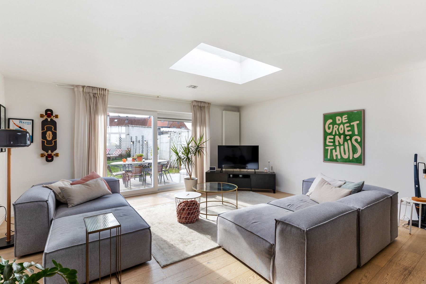 Wonen zonder zorgen: instapklare, gerenoveerde woning met tuin! foto 3
