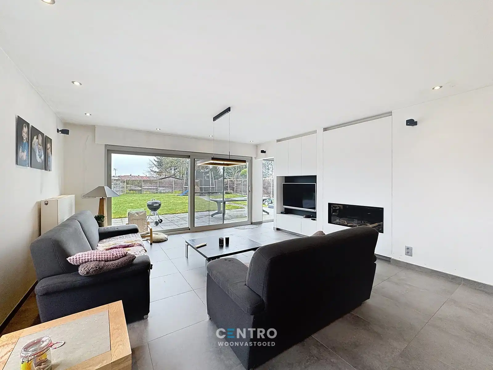 ENERGIEZUINIGE koppelvilla met 4 slpks, dubbele garage n ZUIDger. tuin! foto 4