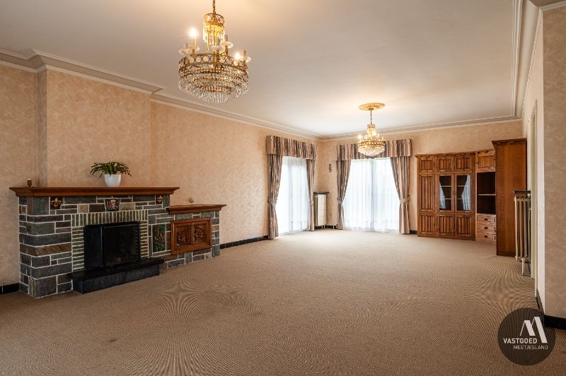 Authentiek renovatieproject boordevol potentieel op 2250m² foto 7